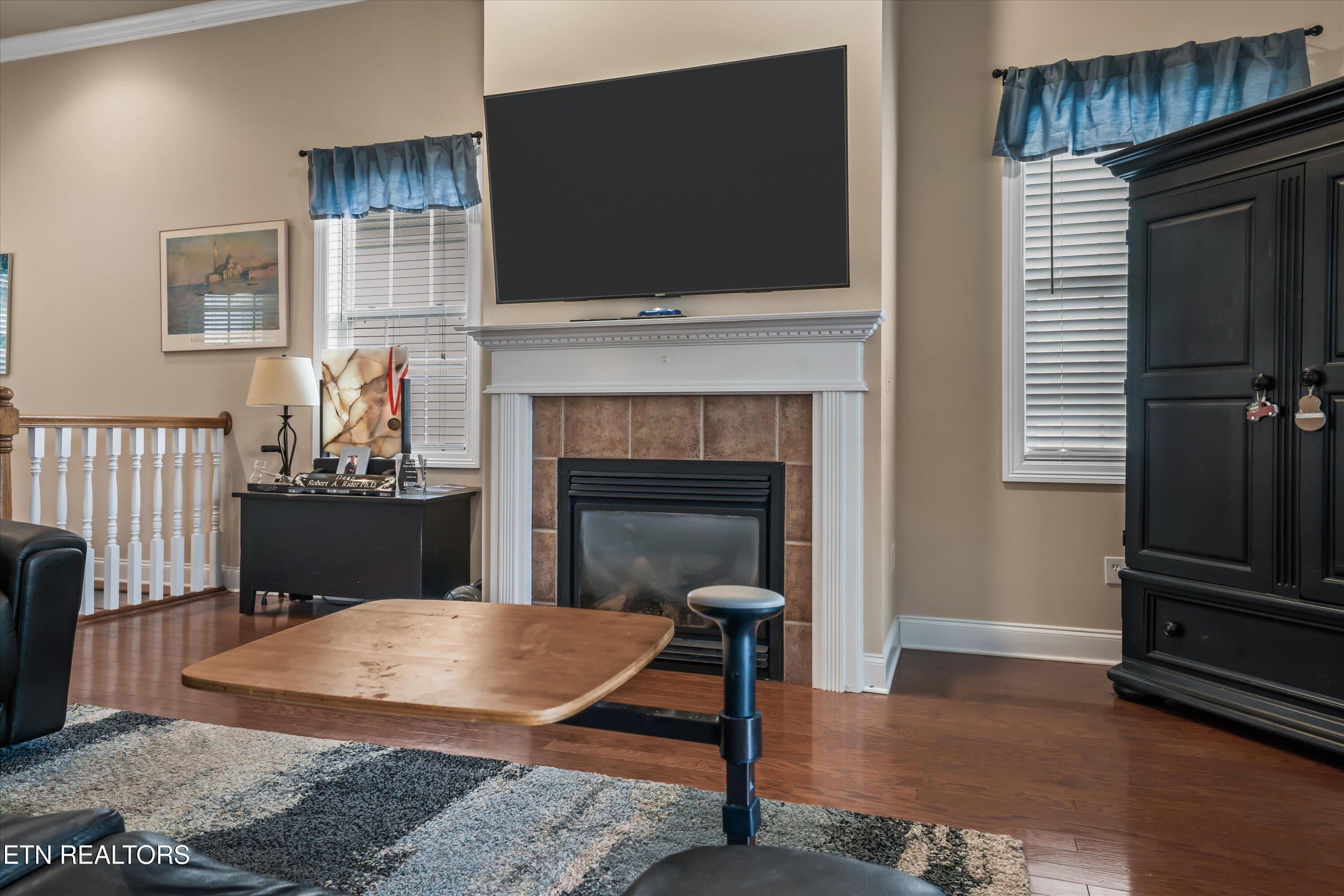 1079 Rarity Bay Pkwy, Vonore, TN - Fort Loudoun and Tellico Lake Real Estate - Image# 12