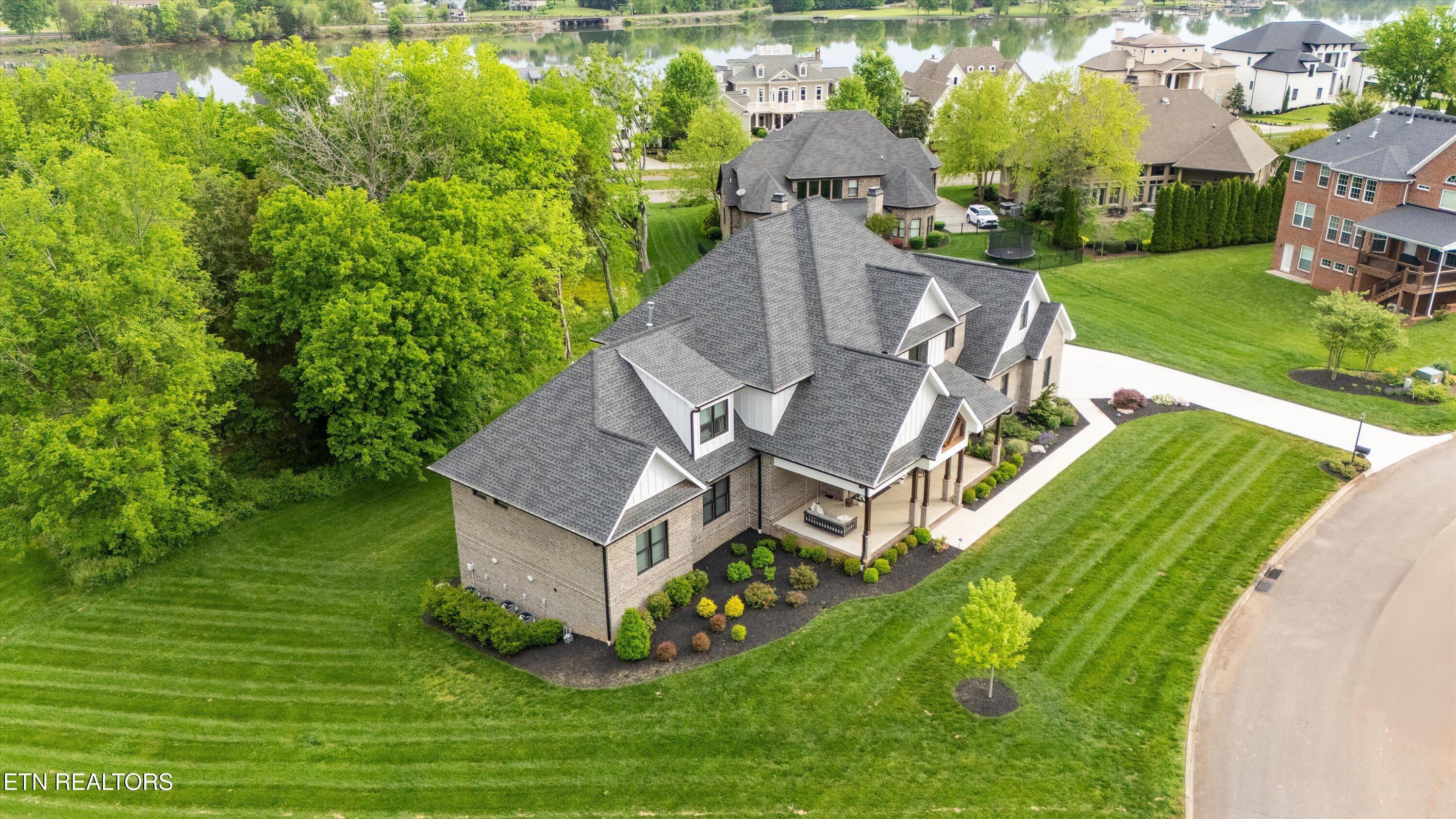 12111 Rushmere Lane, Knoxville, TN - Fort Loudoun and Tellico Lake Real Estate - Image# 66
