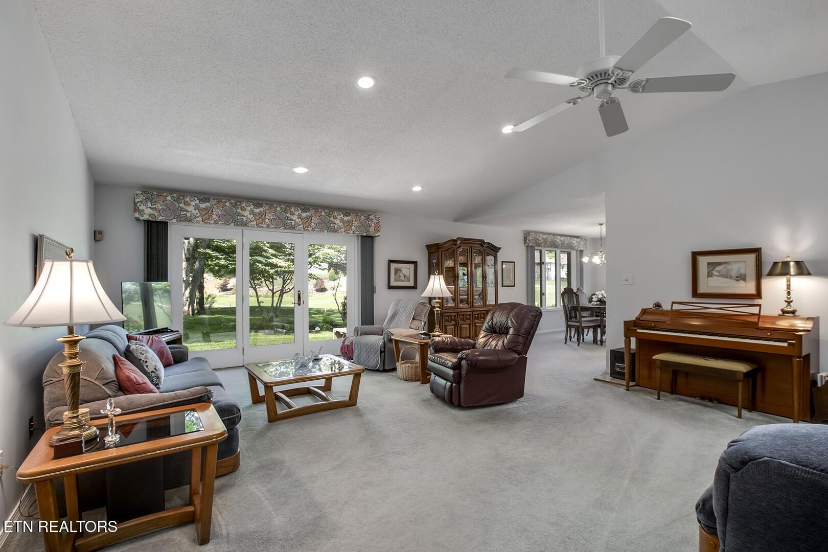 212 Tooweka Lane, Loudon, TN - Fort Loudoun and Tellico Lake Real Estate - Image# 12