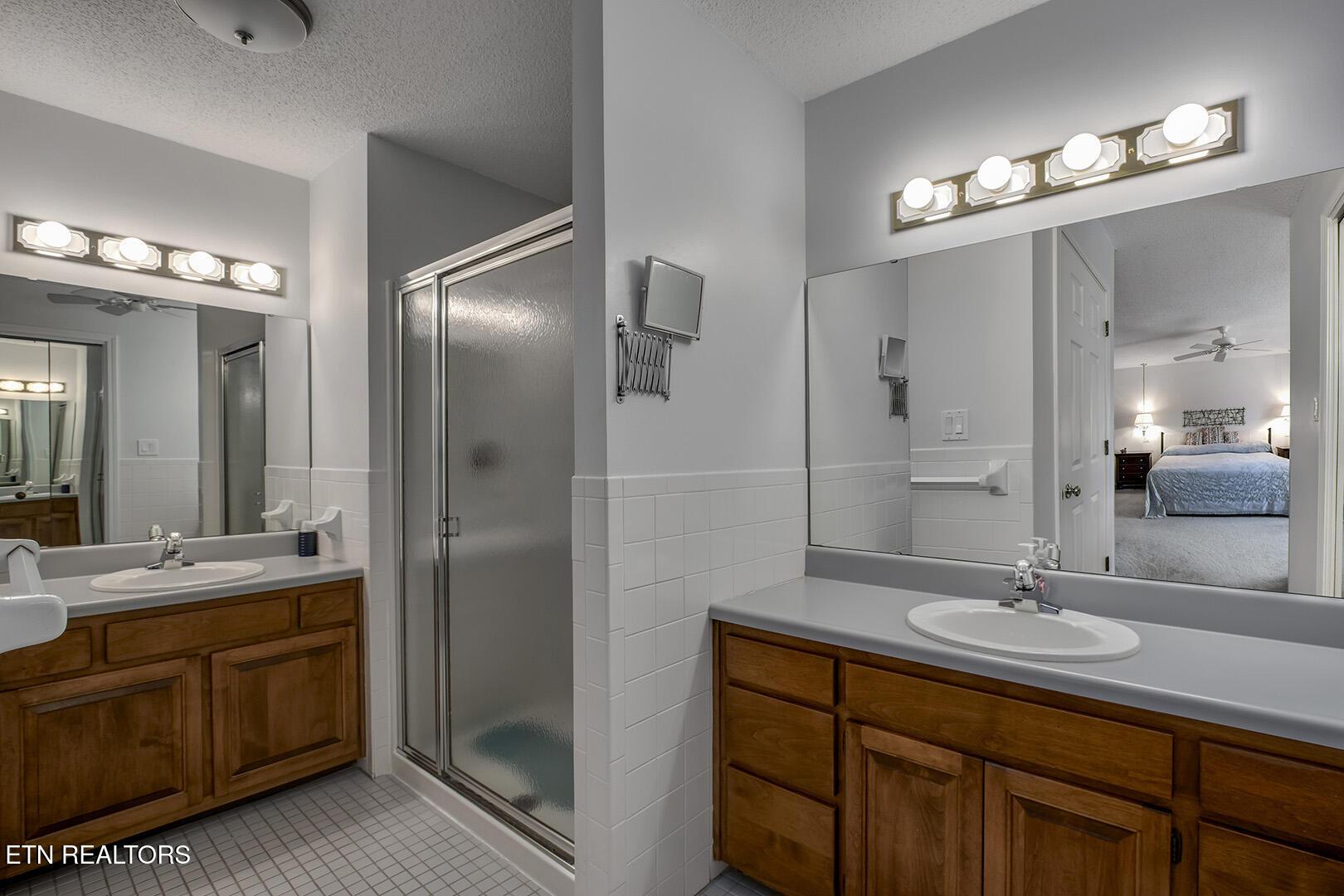 212 Tooweka Lane, Loudon, TN - Fort Loudoun and Tellico Lake Real Estate - Image# 32