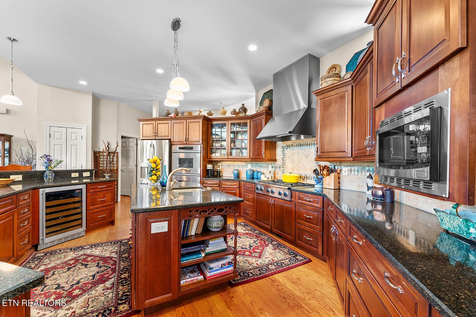 363 Golanvyi Tr, Vonore, TN - Fort Loudoun and Tellico Lake Real Estate - Image# 16