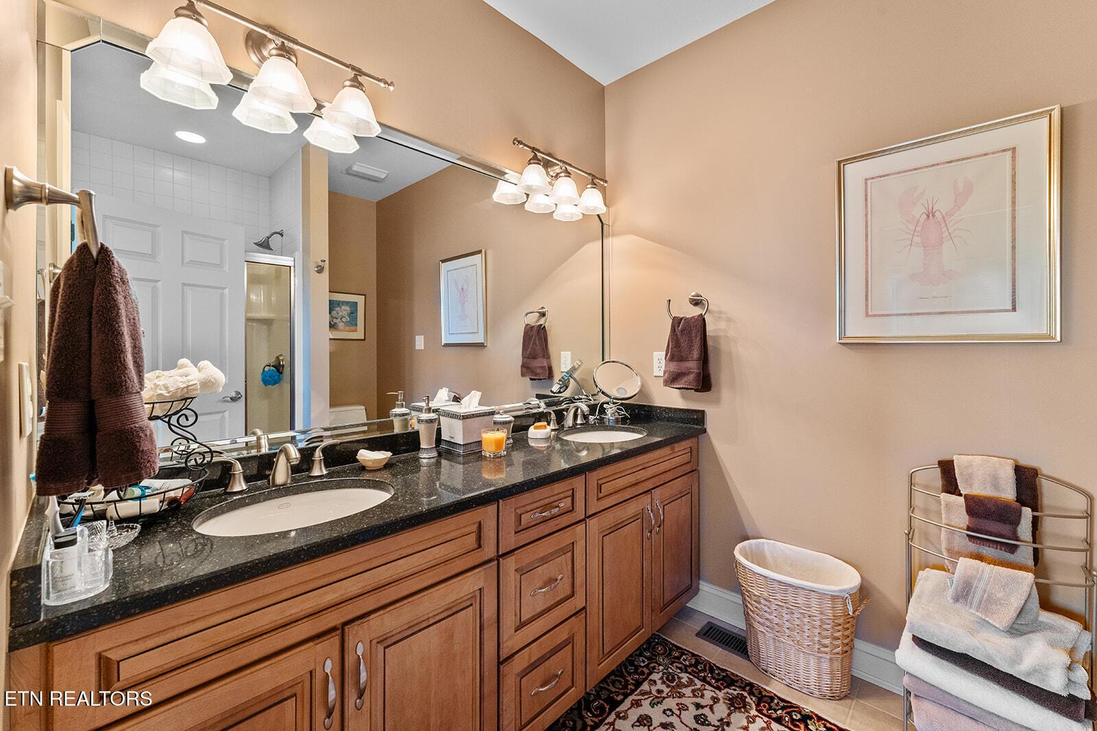 363 Golanvyi Tr, Vonore, TN - Fort Loudoun and Tellico Lake Real Estate - Image# 31