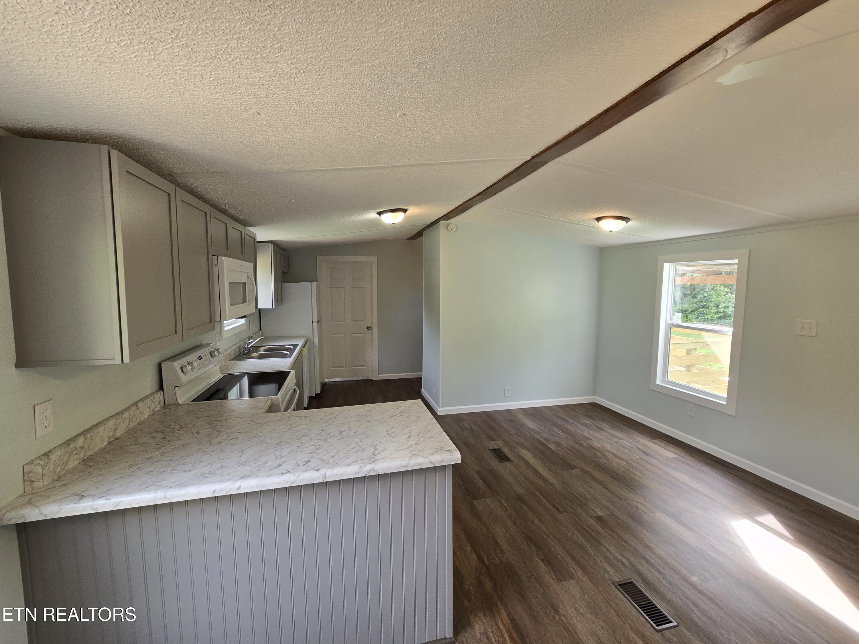 215 Pettit St, Vonore, TN - Fort Loudoun and Tellico Lake Real Estate - Image# 15