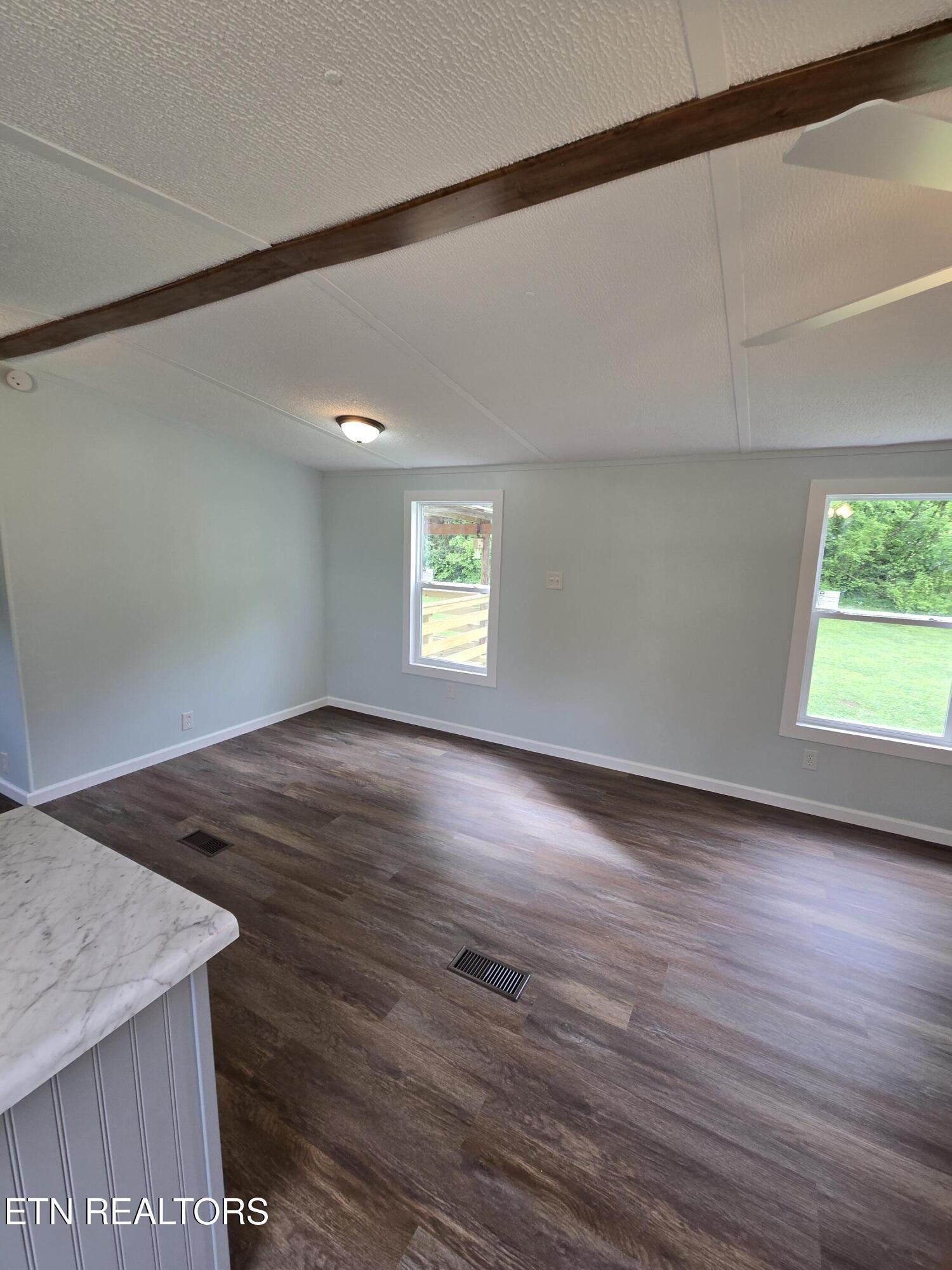 215 Pettit St, Vonore, TN - Fort Loudoun and Tellico Lake Real Estate - Image# 11