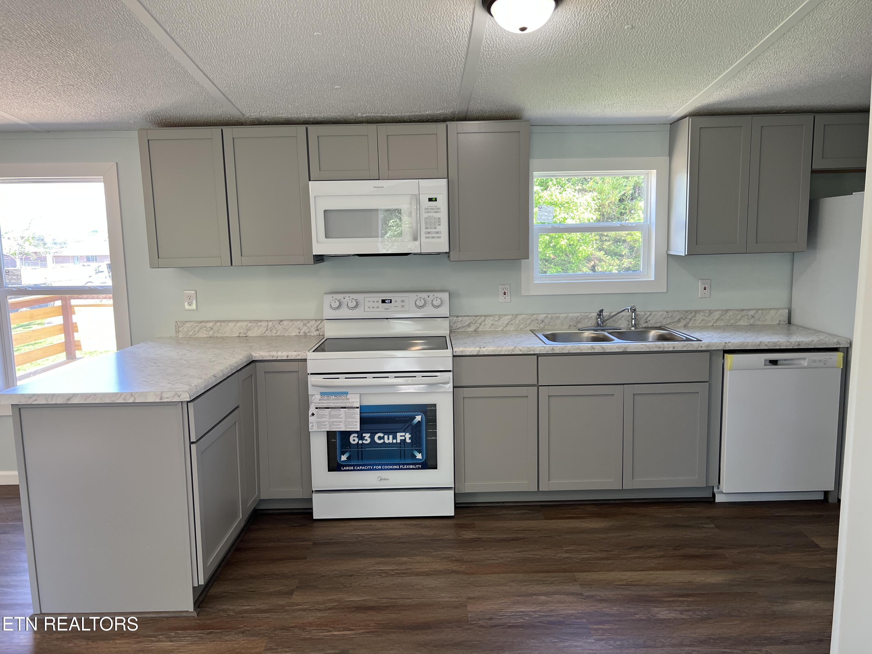 215 Pettit St, Vonore, TN - Fort Loudoun and Tellico Lake Real Estate - Image# 16