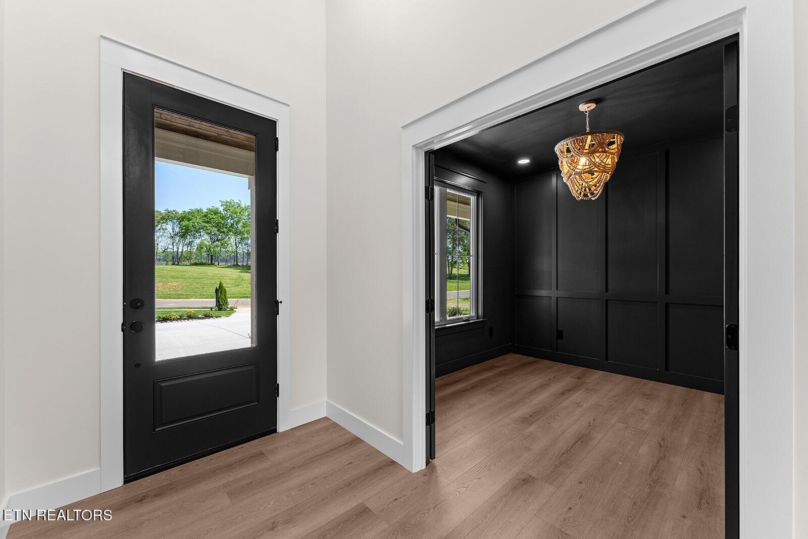 922 Eagle Point Drive, Loudon, TN - Fort Loudoun and Tellico Lake Real Estate - Image# 5