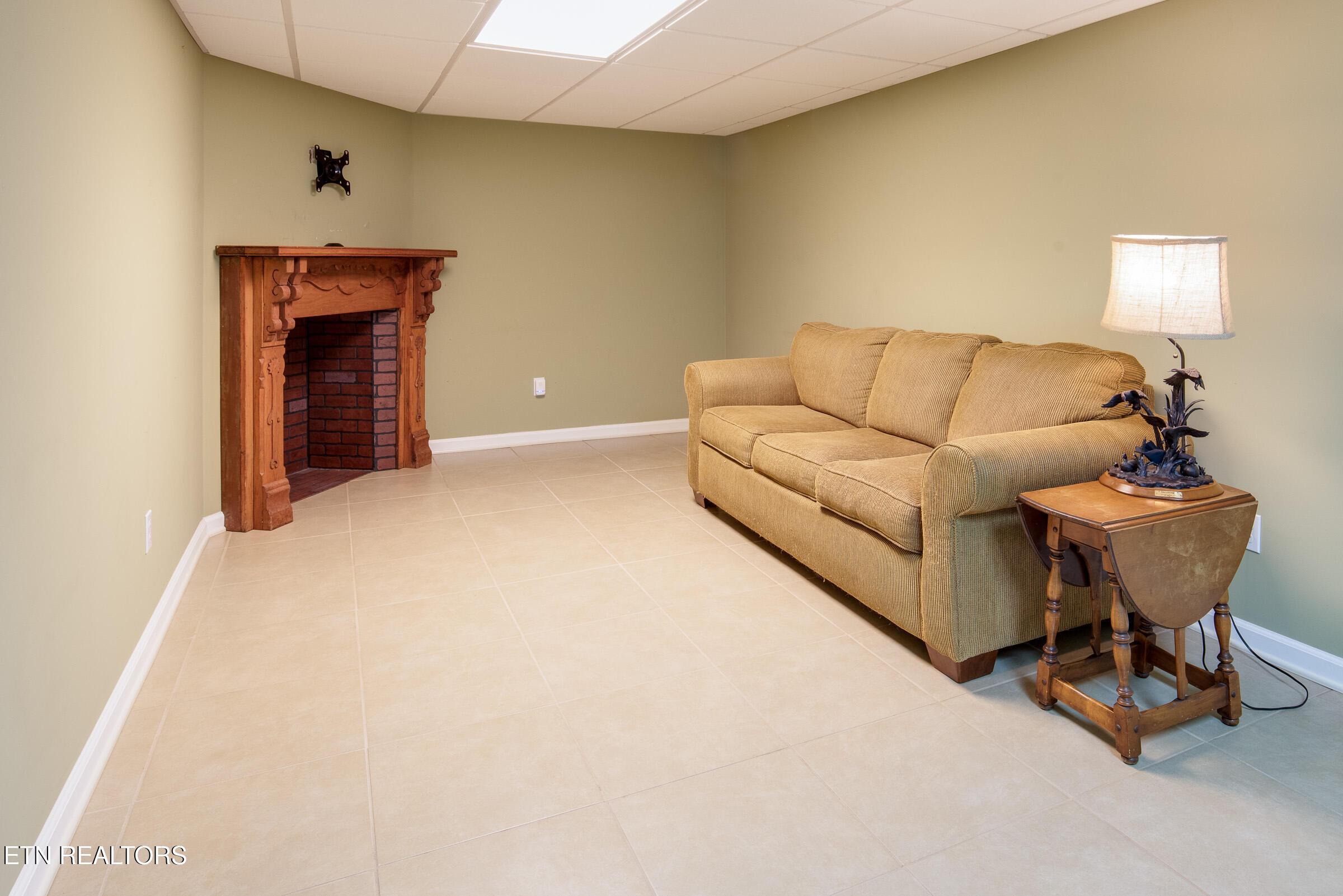 210 Vineyard Cove Dr., Loudon, TN - Fort Loudoun and Tellico Lake Real Estate - Image# 22