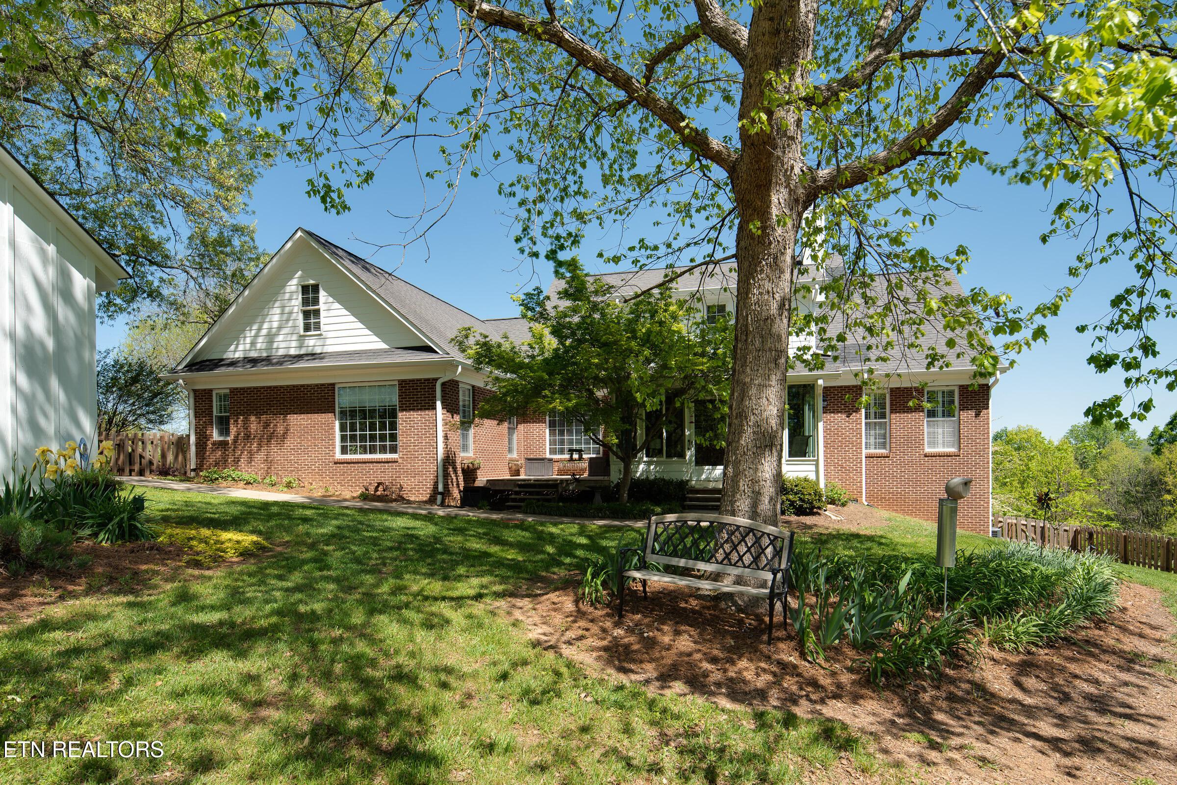 210 Vineyard Cove Dr., Loudon, TN - Fort Loudoun and Tellico Lake Real Estate - Image# 26