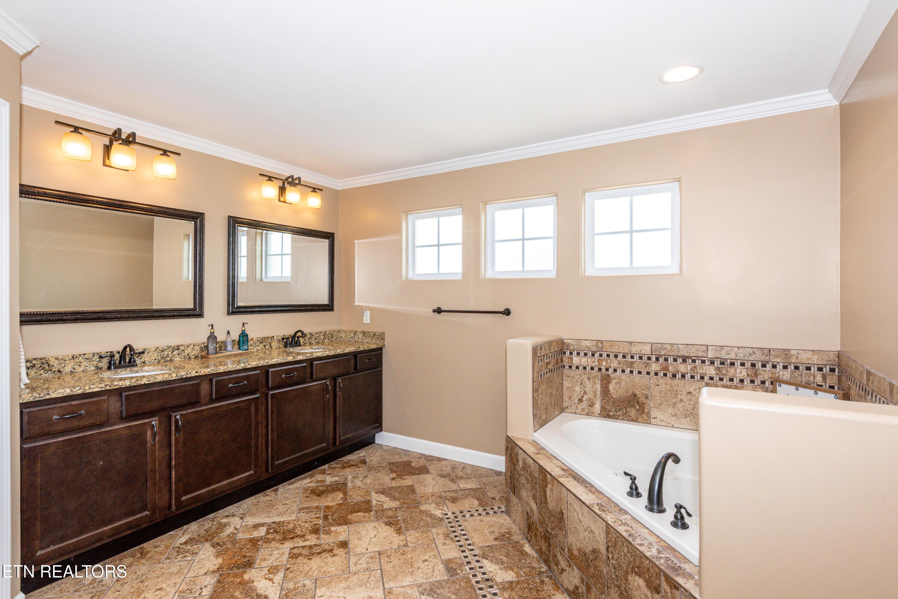 3132 Gazebo Point Way, Knoxville, TN - Fort Loudoun and Tellico Lake Real Estate - Image# 21