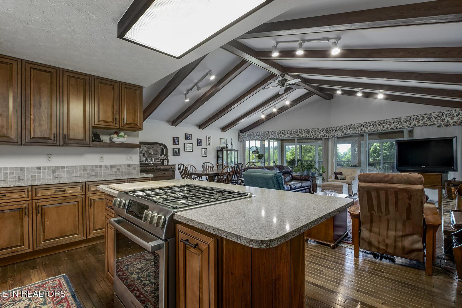 11415 Berry Hill Drive, Knoxville, TN - Fort Loudoun and Tellico Lake Real Estate - Image# 23