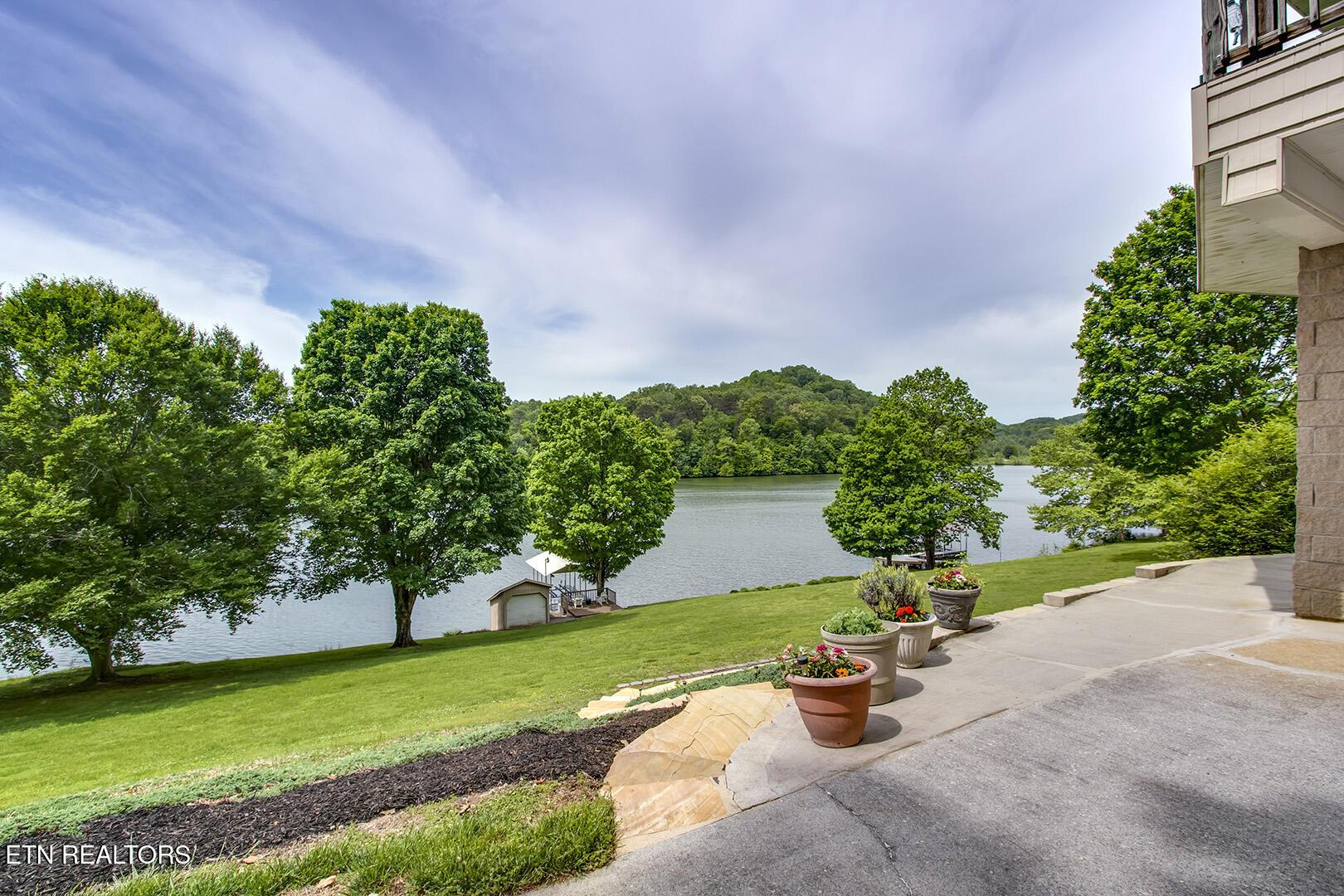 11415 Berry Hill Drive, Knoxville, TN - Fort Loudoun and Tellico Lake Real Estate - Image# 54