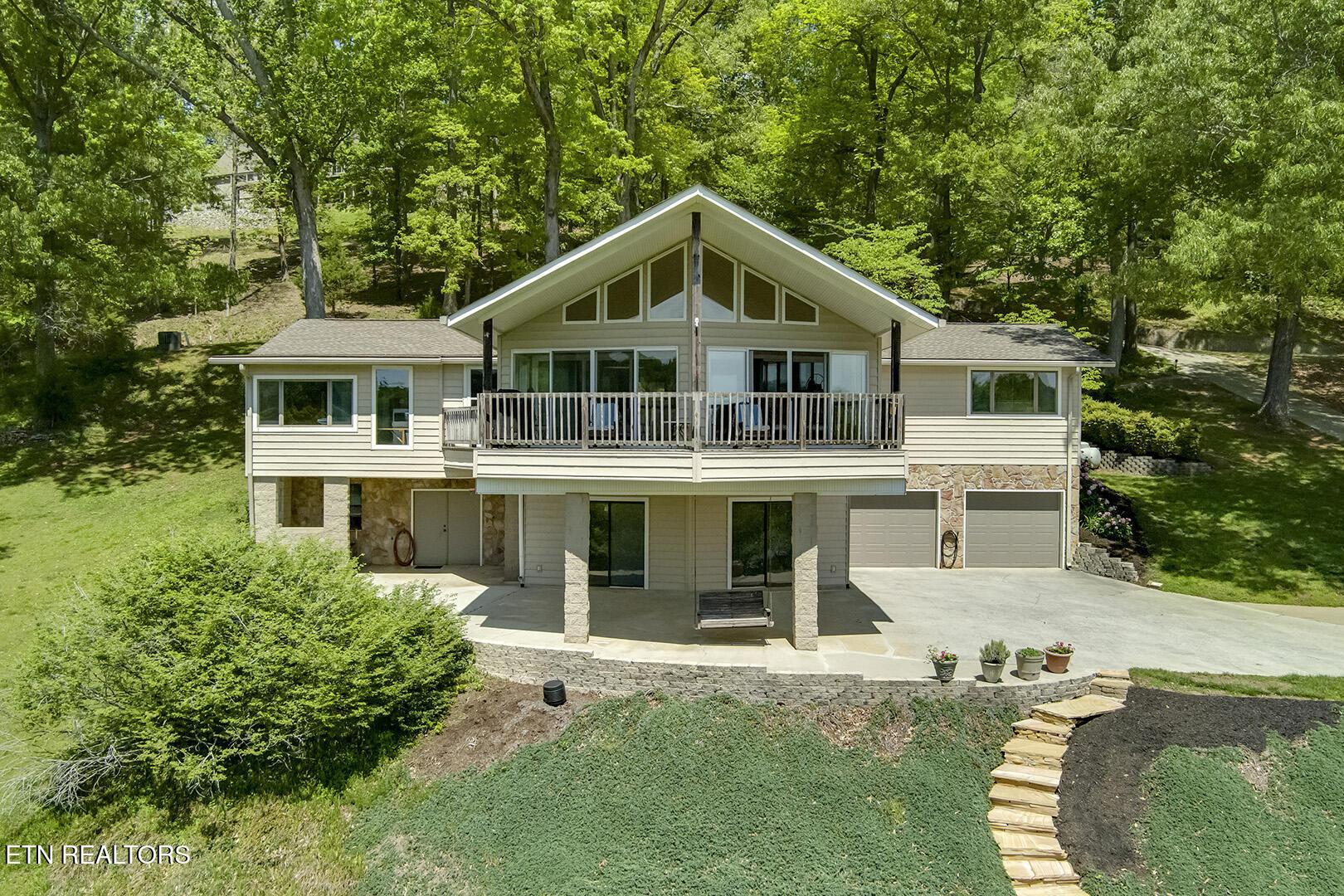 11415 Berry Hill Drive, Knoxville, TN - Fort Loudoun and Tellico Lake Real Estate - Image# 1