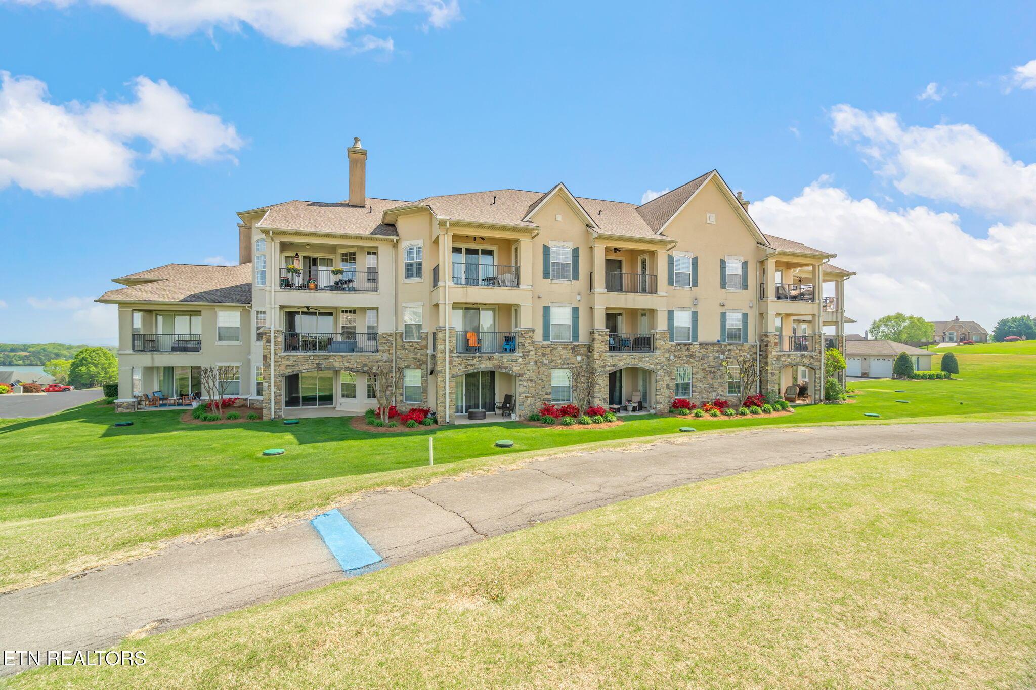 535 Rarity Bay Pkwy, Vonore, TN - Fort Loudoun and Tellico Lake Real Estate - Image# 33