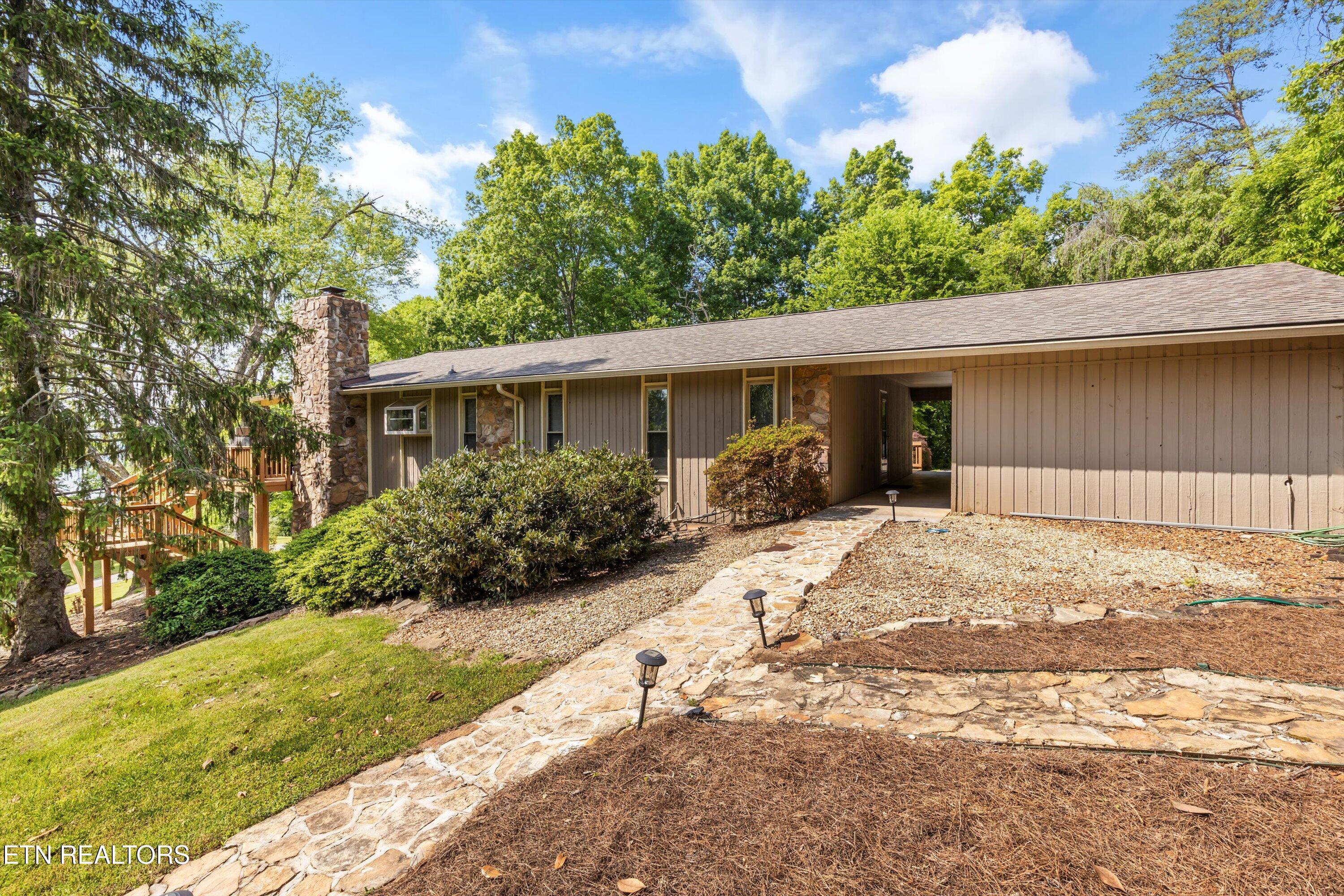 2929 Louisville Boatdock Rd, Louisville, TN - Fort Loudoun and Tellico Lake Real Estate - Image# 1