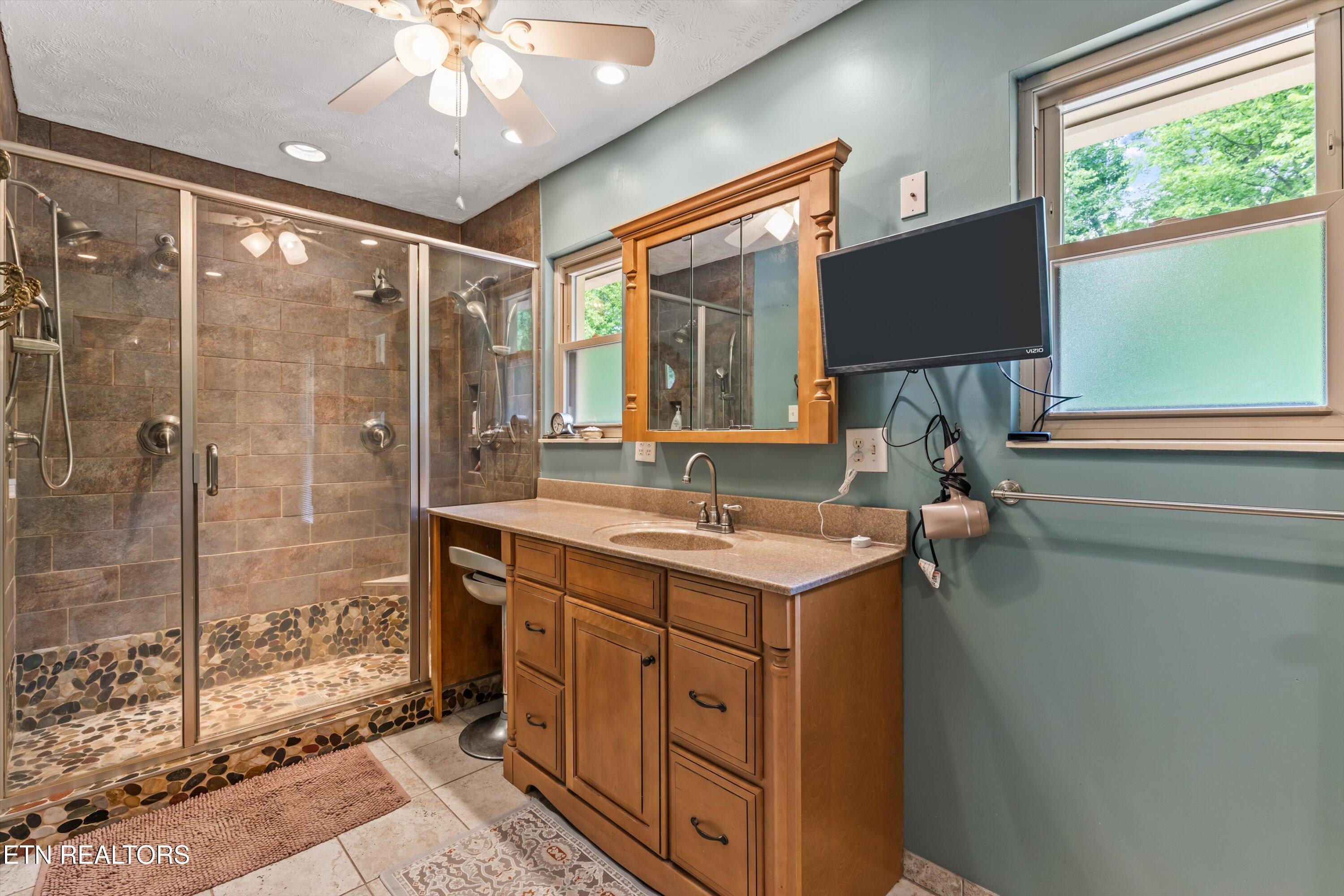 2929 Louisville Boatdock Rd, Louisville, TN - Fort Loudoun and Tellico Lake Real Estate - Image# 16