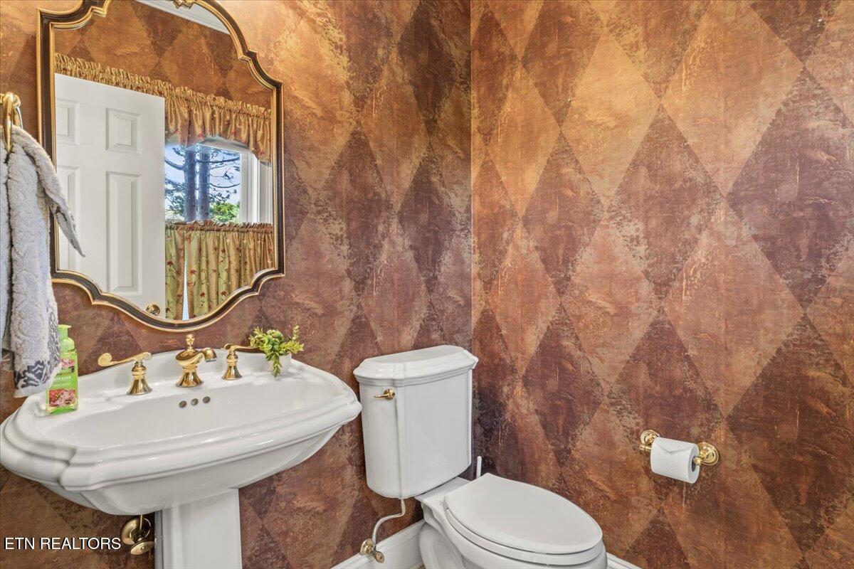 4540 Scenic Point Drive, Louisville, TN - Fort Loudoun and Tellico Lake Real Estate - Image# 23