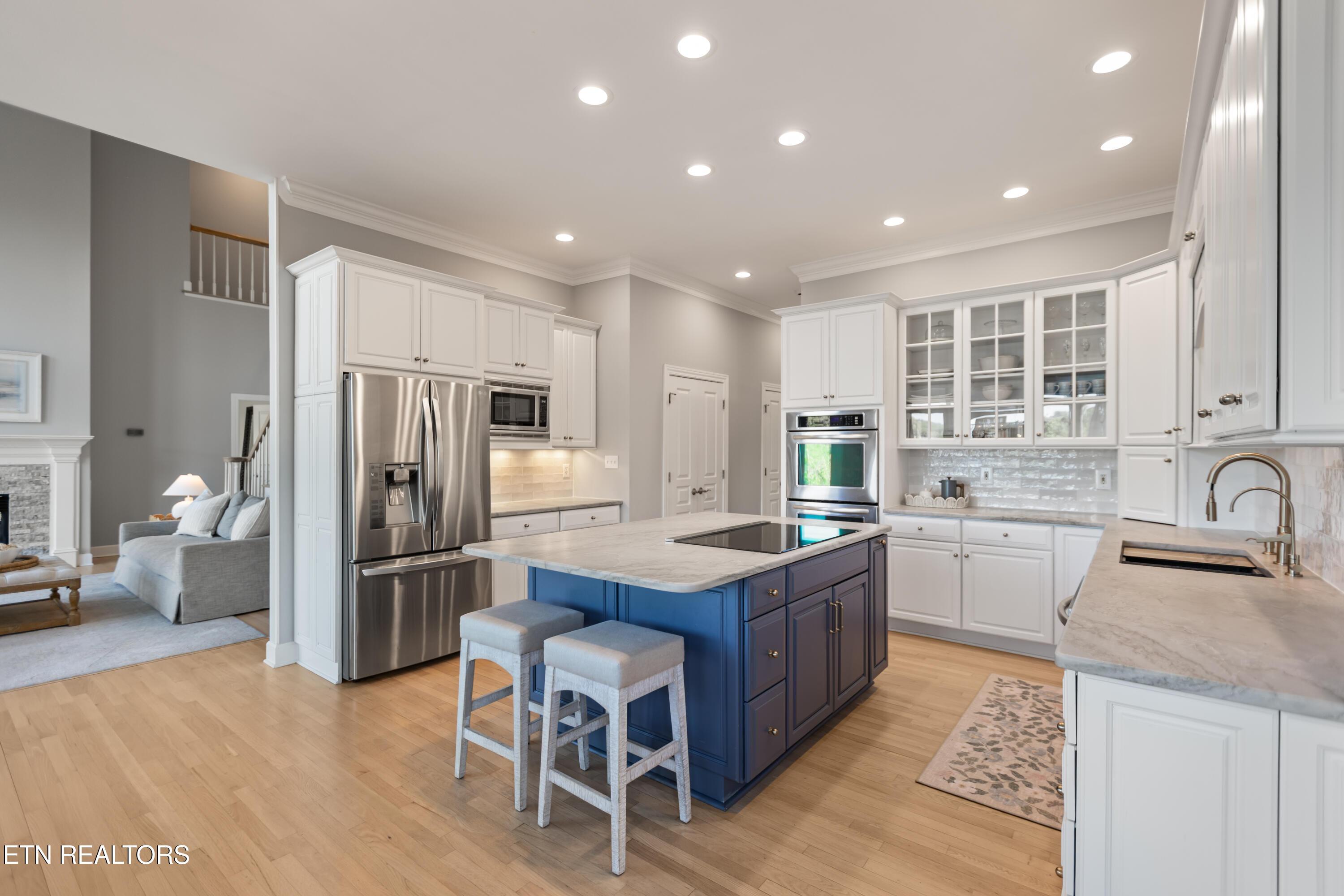 208 Lake Crest Drive, Lenoir City, TN - Fort Loudoun and Tellico Lake Real Estate - Image# 8