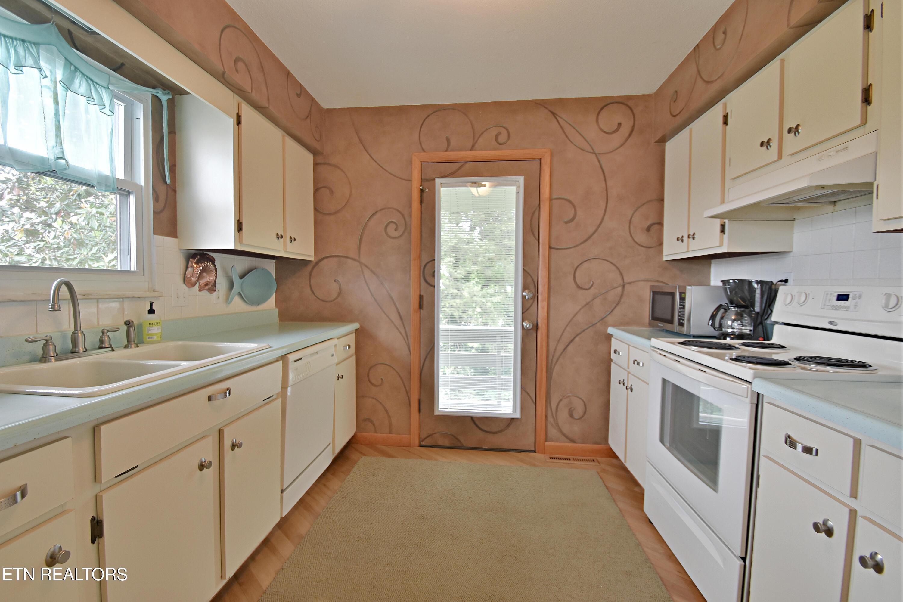 4834 Scenic Point Loop, Louisville, TN - Fort Loudoun and Tellico Lake Real Estate - Image# 15