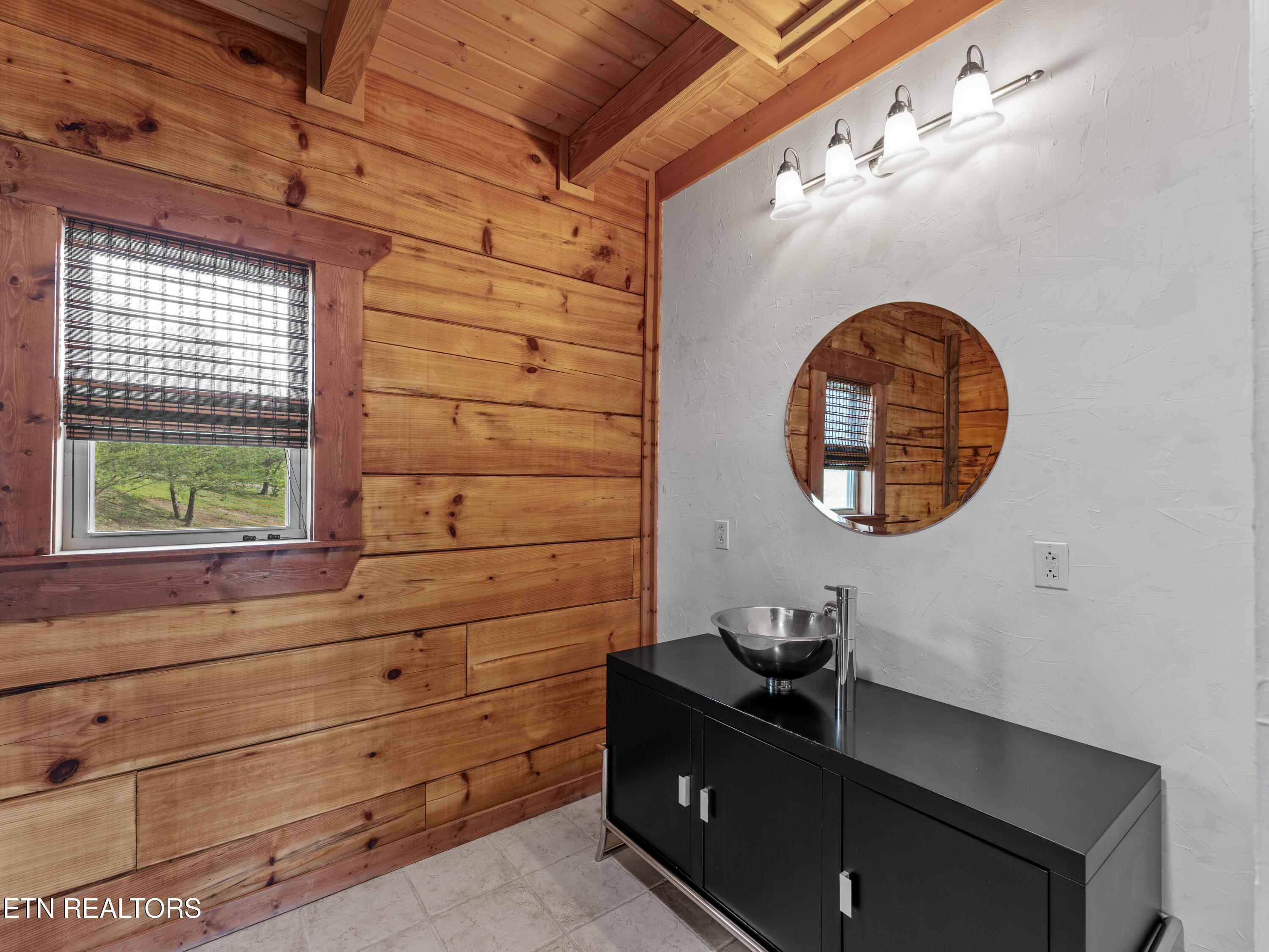 155 George THomas Rd, Vonore, TN - Fort Loudoun and Tellico Lake Real Estate - Image# 25