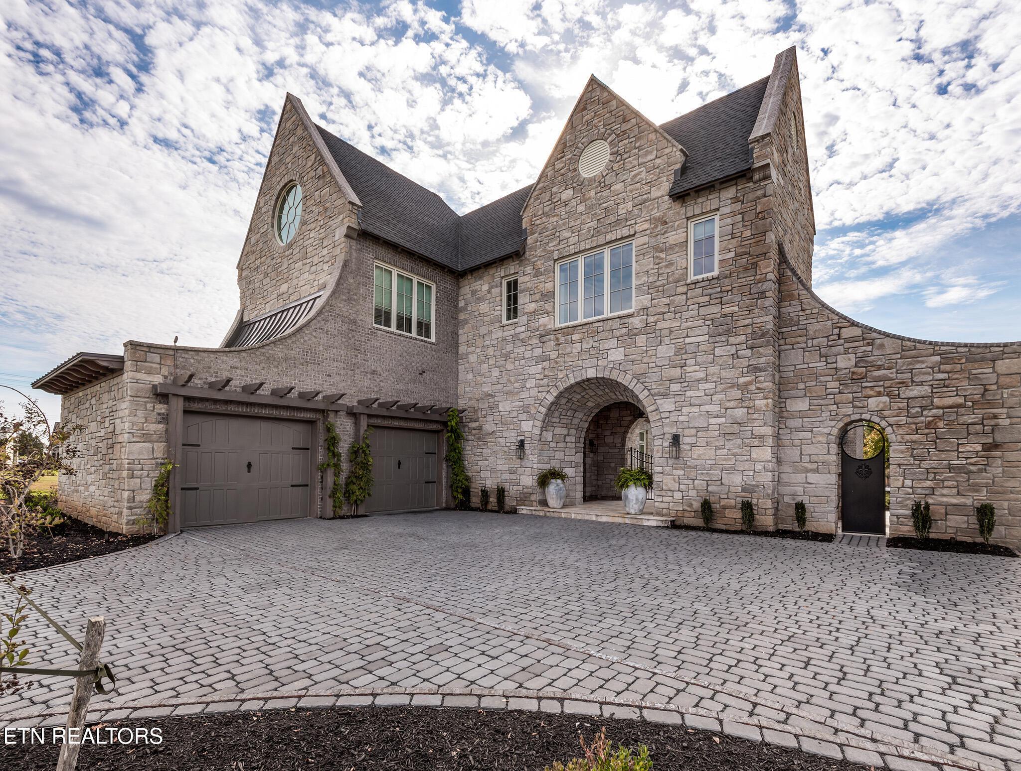3749 Edgewater Way, Louisville, TN - Fort Loudoun and Tellico Lake Real Estate - Image# 2