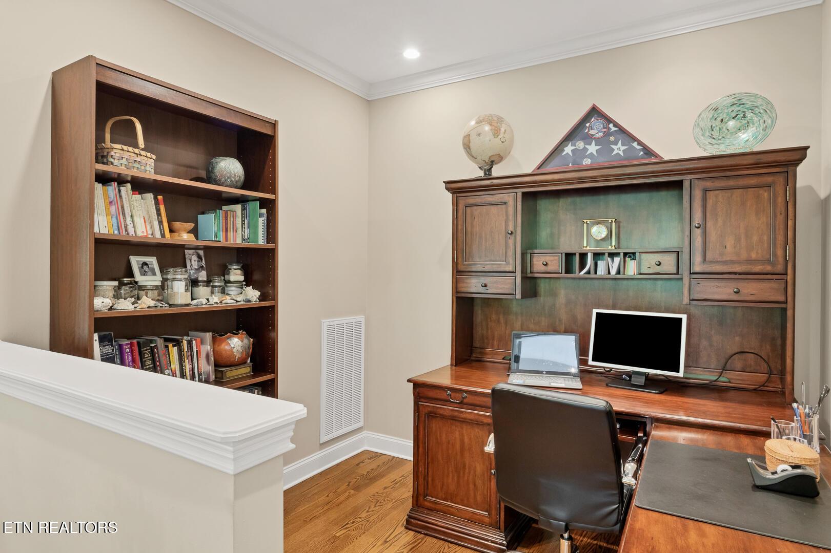 10009 Casa Real Cove, Knoxville, TN - Fort Loudoun and Tellico Lake Real Estate - Image# 15