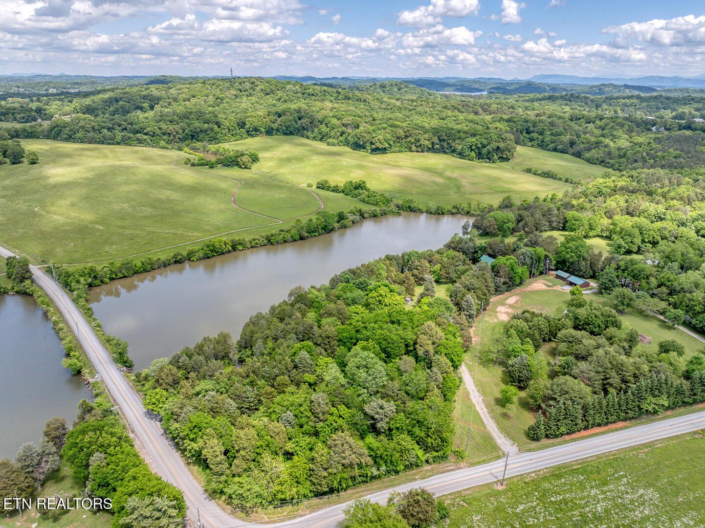 3560 Old Lowe's Ferry Rd, Louisville, TN - Fort Loudoun and Tellico Lake Real Estate - Image# 48