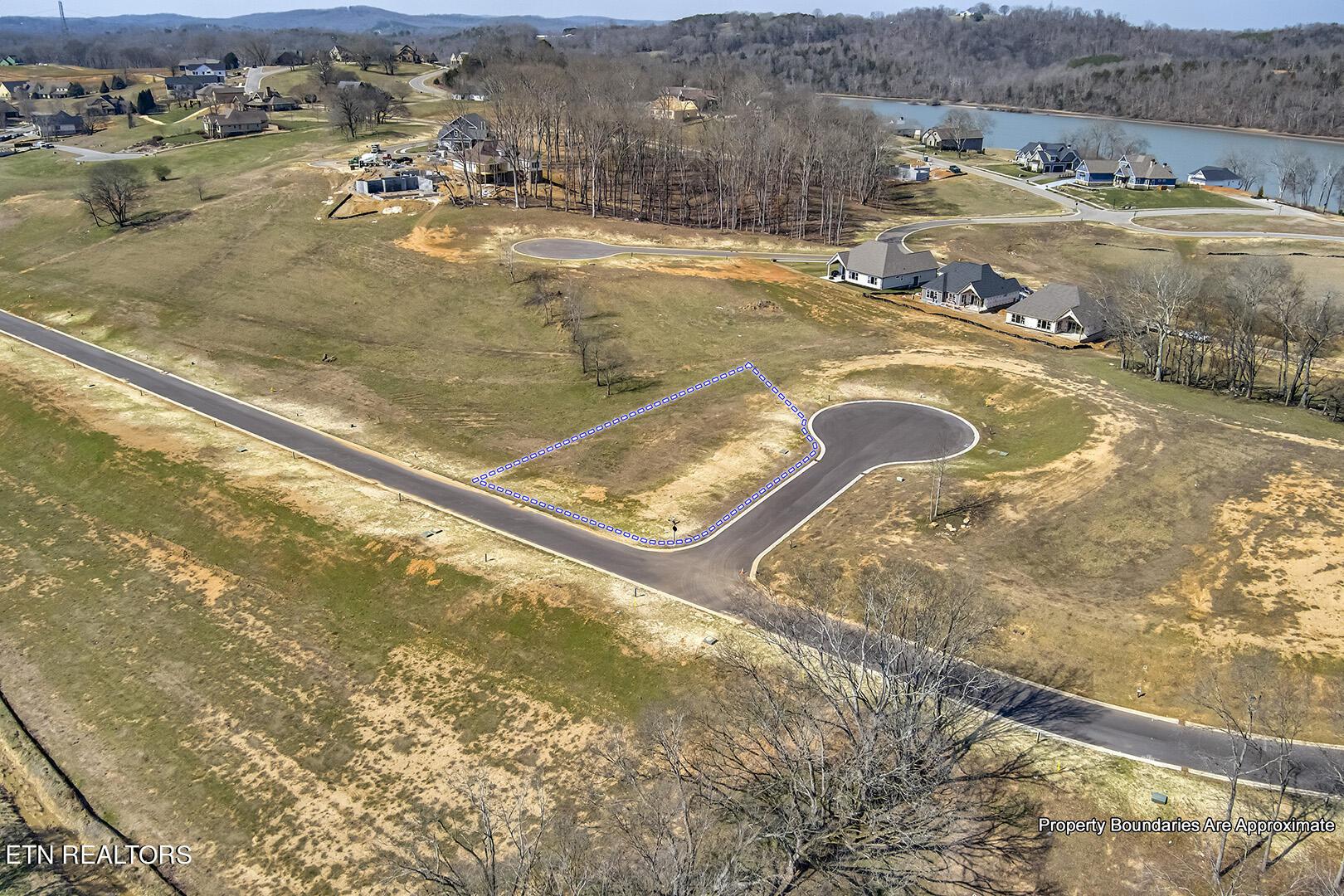 105 Silver Fox Way, Loudon, TN - Fort Loudoun and Tellico Lake Real Estate - Image# 6