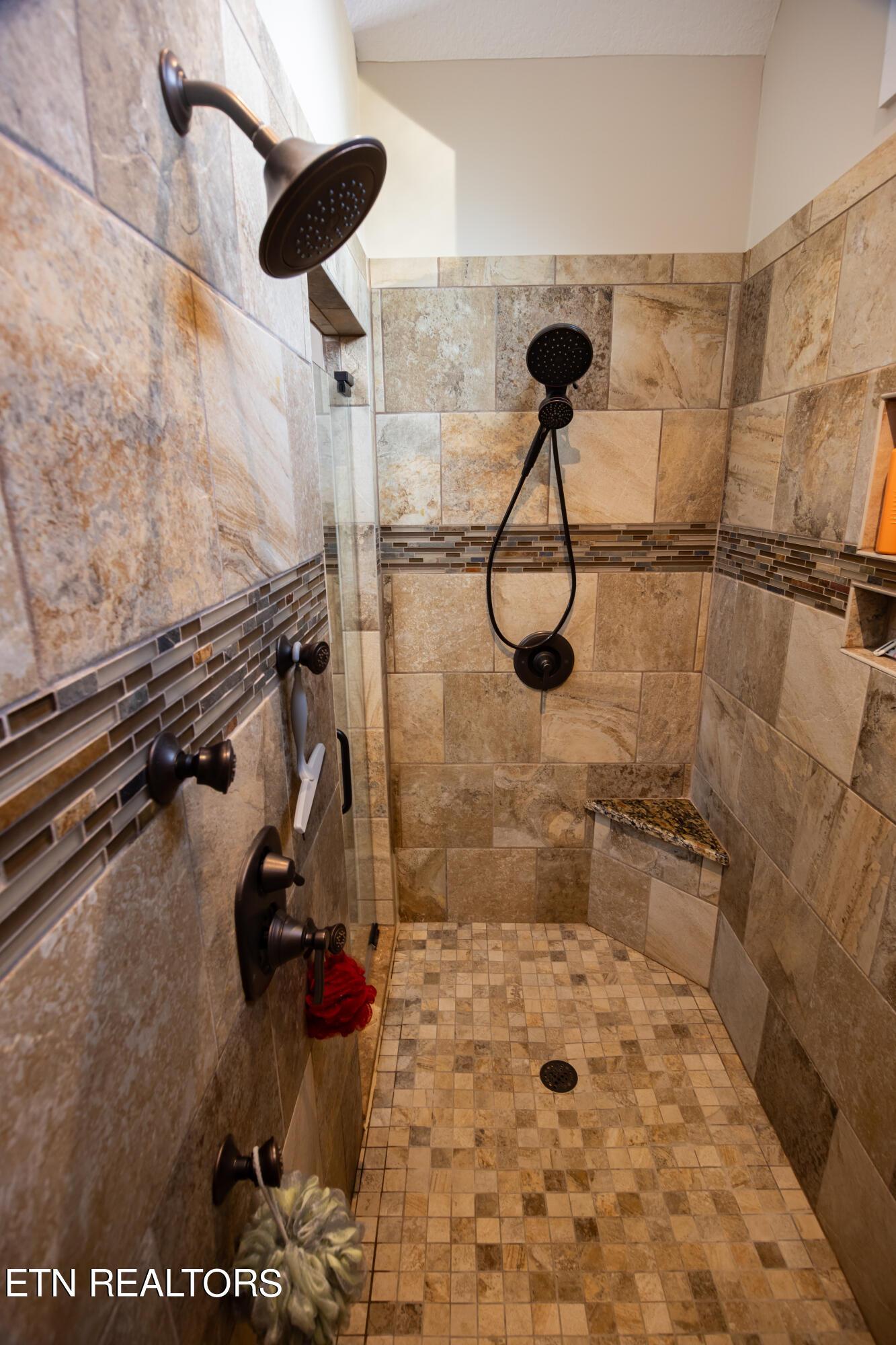 485 Quiet River Lane, Loudon, TN - Fort Loudoun and Tellico Lake Real Estate - Image# 22