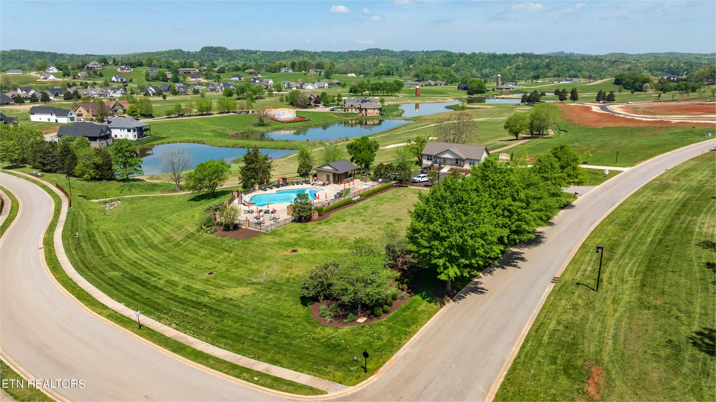 1806 Black Bear Circle, Loudon, TN - Fort Loudoun and Tellico Lake Real Estate - Image# 21