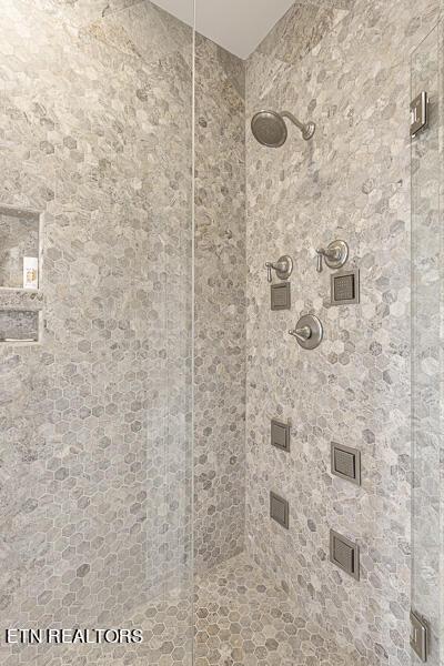166 E Highlands Circle, Lenoir City, TN - Fort Loudoun and Tellico Lake Real Estate - Image# 33
