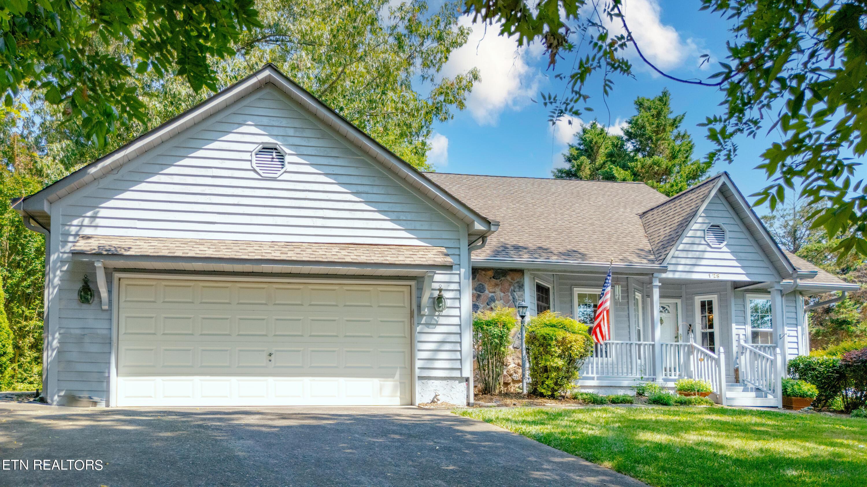 128 Oohleeno Way, Loudon, TN - Fort Loudoun and Tellico Lake Real Estate - Image# 4
