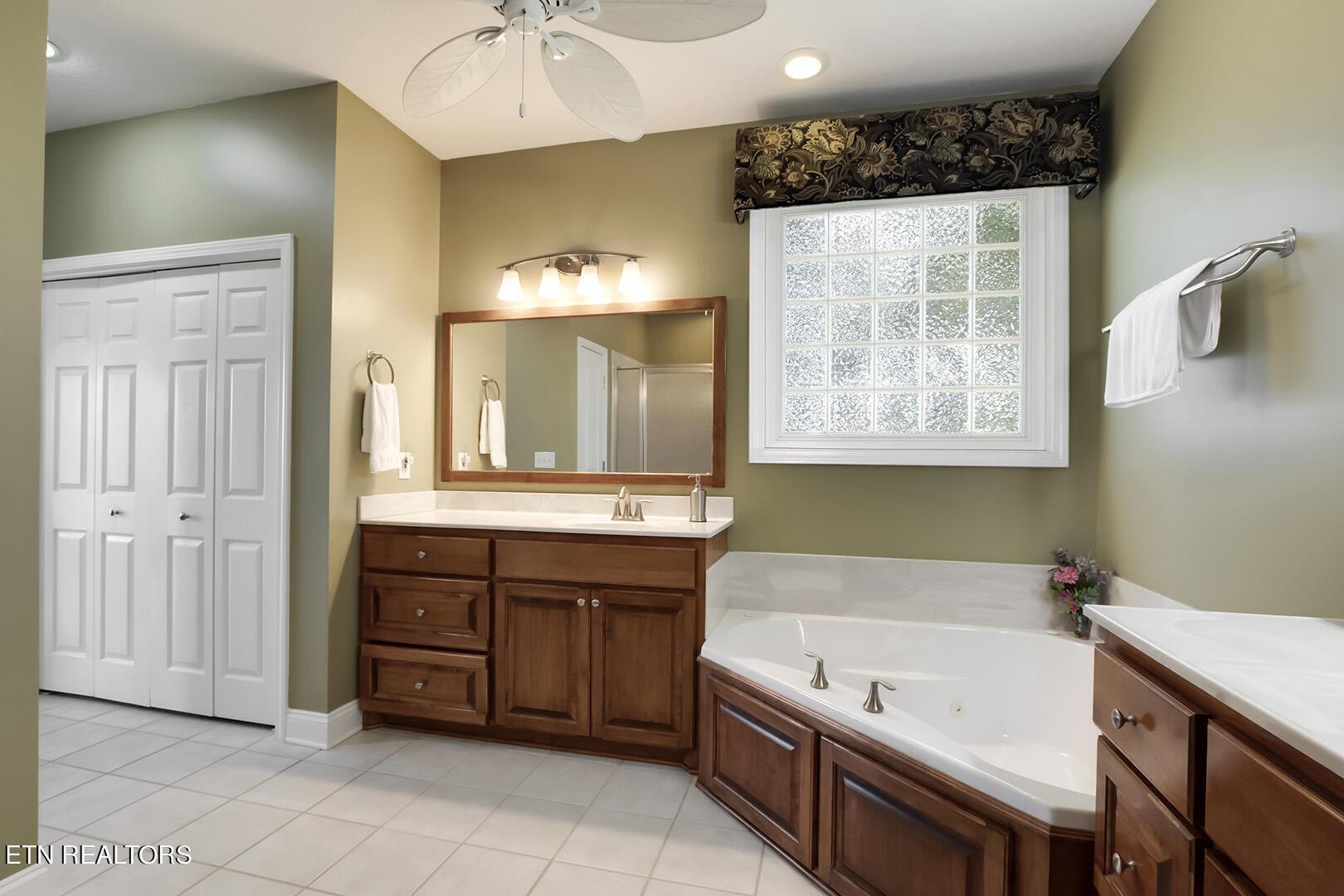 315 Hummingbird Drive, Vonore, TN - Fort Loudoun and Tellico Lake Real Estate - Image# 27