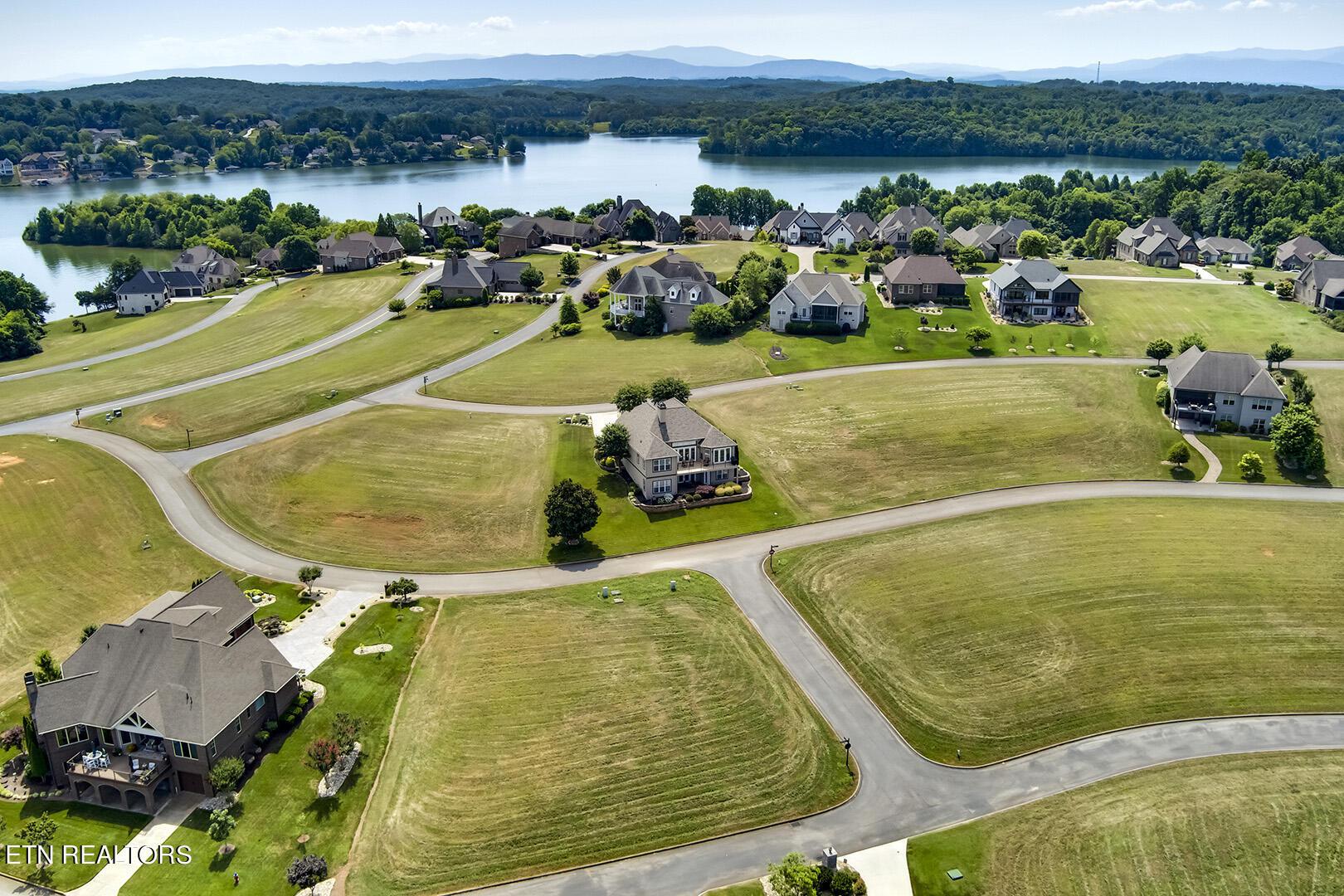 315 Hummingbird Drive, Vonore, TN - Fort Loudoun and Tellico Lake Real Estate - Image# 48