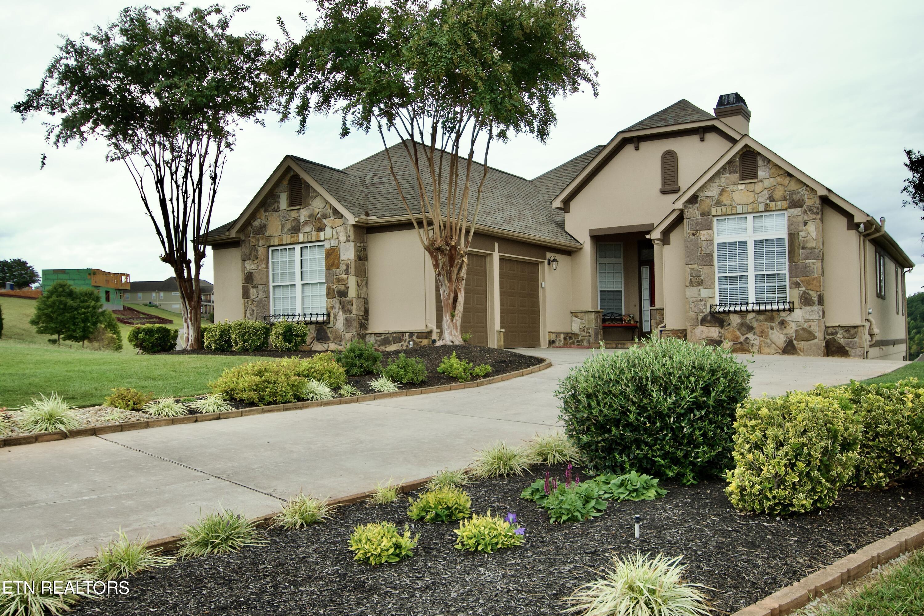 315 Hummingbird Drive, Vonore, TN - Fort Loudoun and Tellico Lake Real Estate - Image# 2