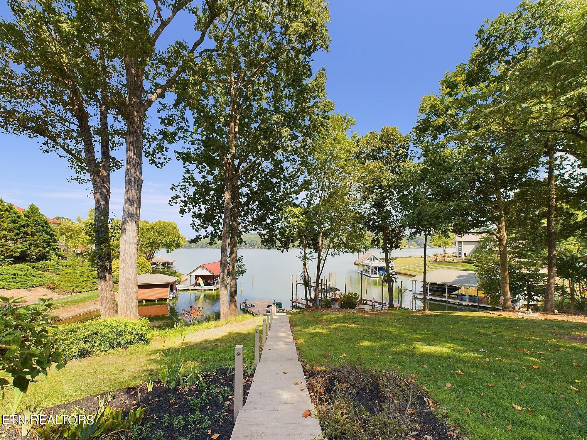 155 Lake Crest Drive, Lenoir City, TN - Fort Loudoun and Tellico Lake Real Estate - Image# 9