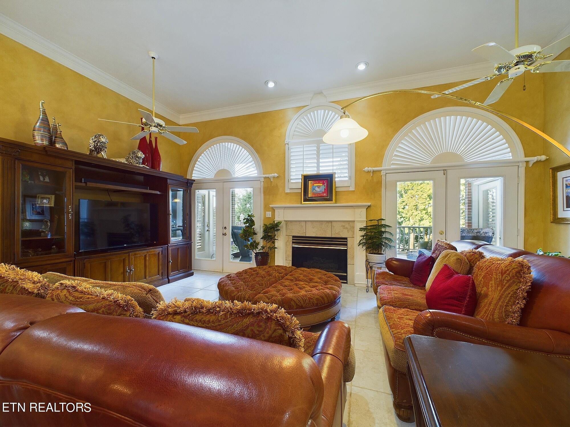 155 Lake Crest Drive, Lenoir City, TN - Fort Loudoun and Tellico Lake Real Estate - Image# 24