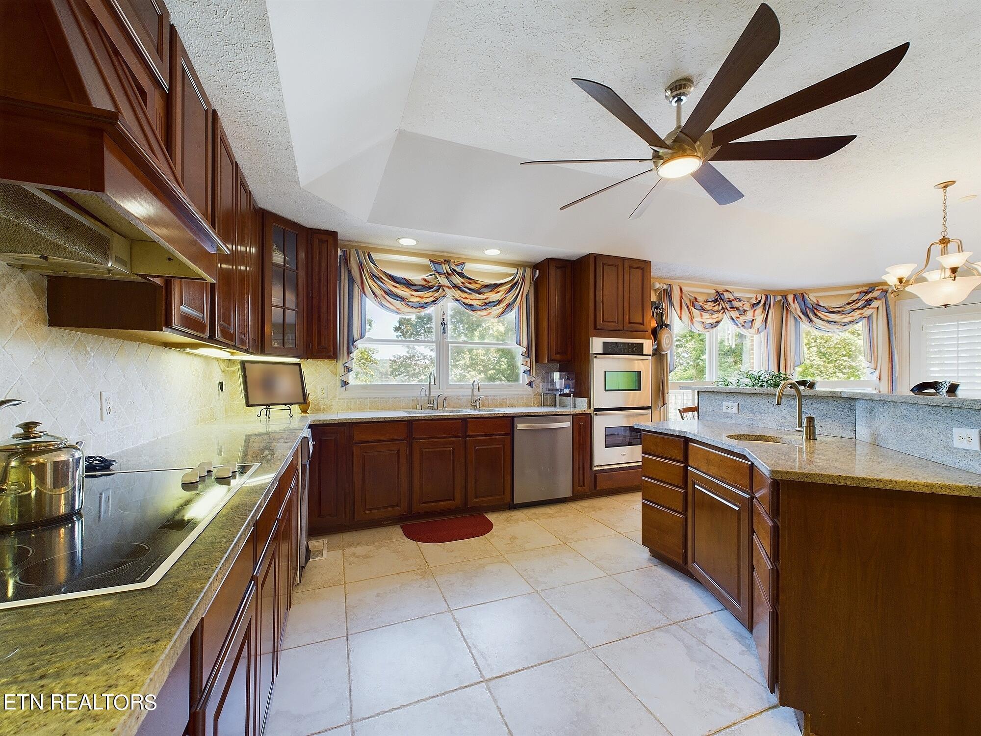155 Lake Crest Drive, Lenoir City, TN - Fort Loudoun and Tellico Lake Real Estate - Image# 28