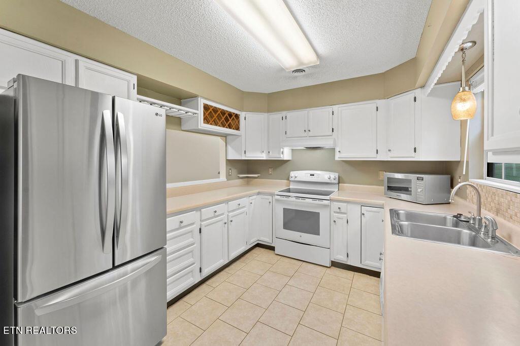 203 Chota View Circle, Loudon, TN - Fort Loudoun and Tellico Lake Real Estate - Image# 8