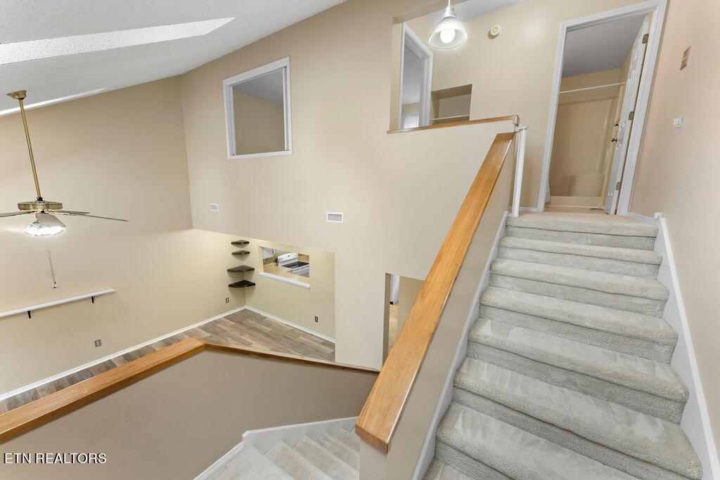 203 Chota View Circle, Loudon, TN - Fort Loudoun and Tellico Lake Real Estate - Image# 18