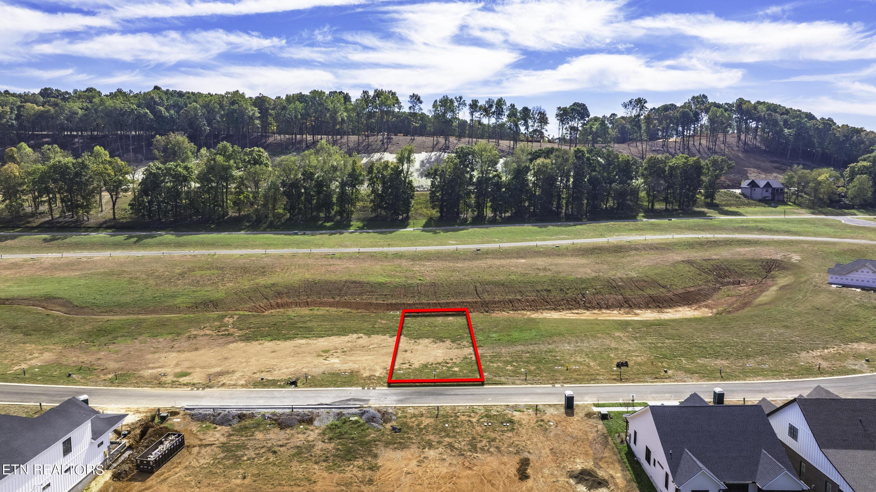 696 Black Bear Circle, Loudon, TN - Fort Loudoun and Tellico Lake Real Estate - Image# 10