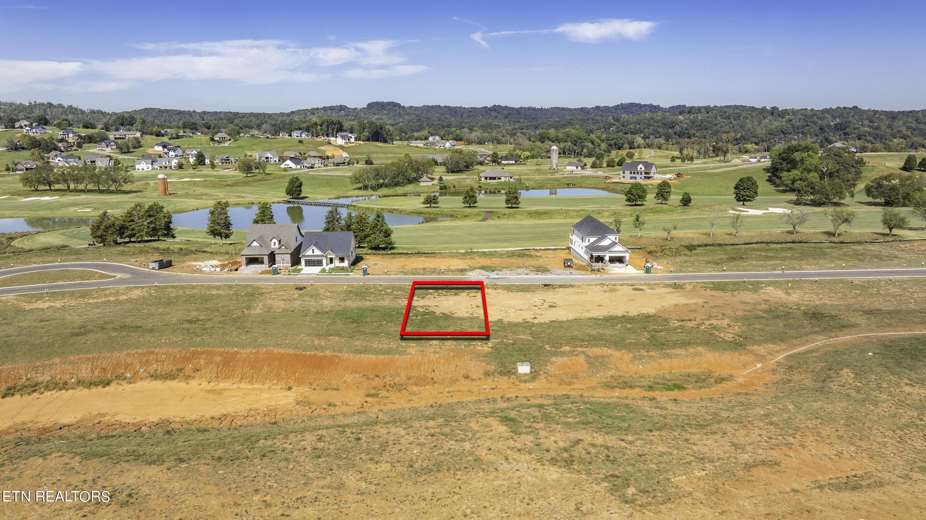 696 Black Bear Circle, Loudon, TN - Fort Loudoun and Tellico Lake Real Estate - Image# 15
