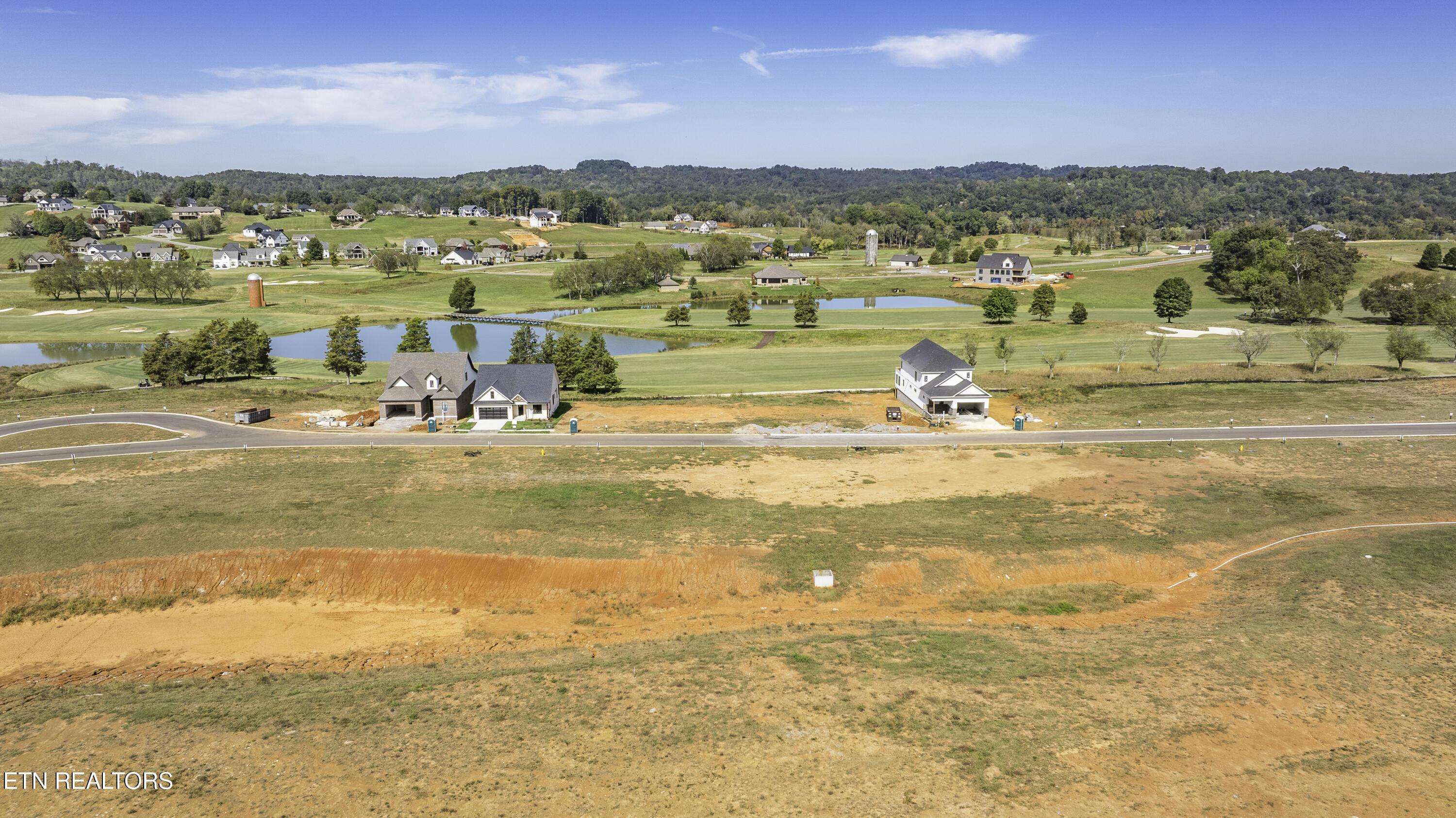 696 Black Bear Circle, Loudon, TN - Fort Loudoun and Tellico Lake Real Estate - Image# 16