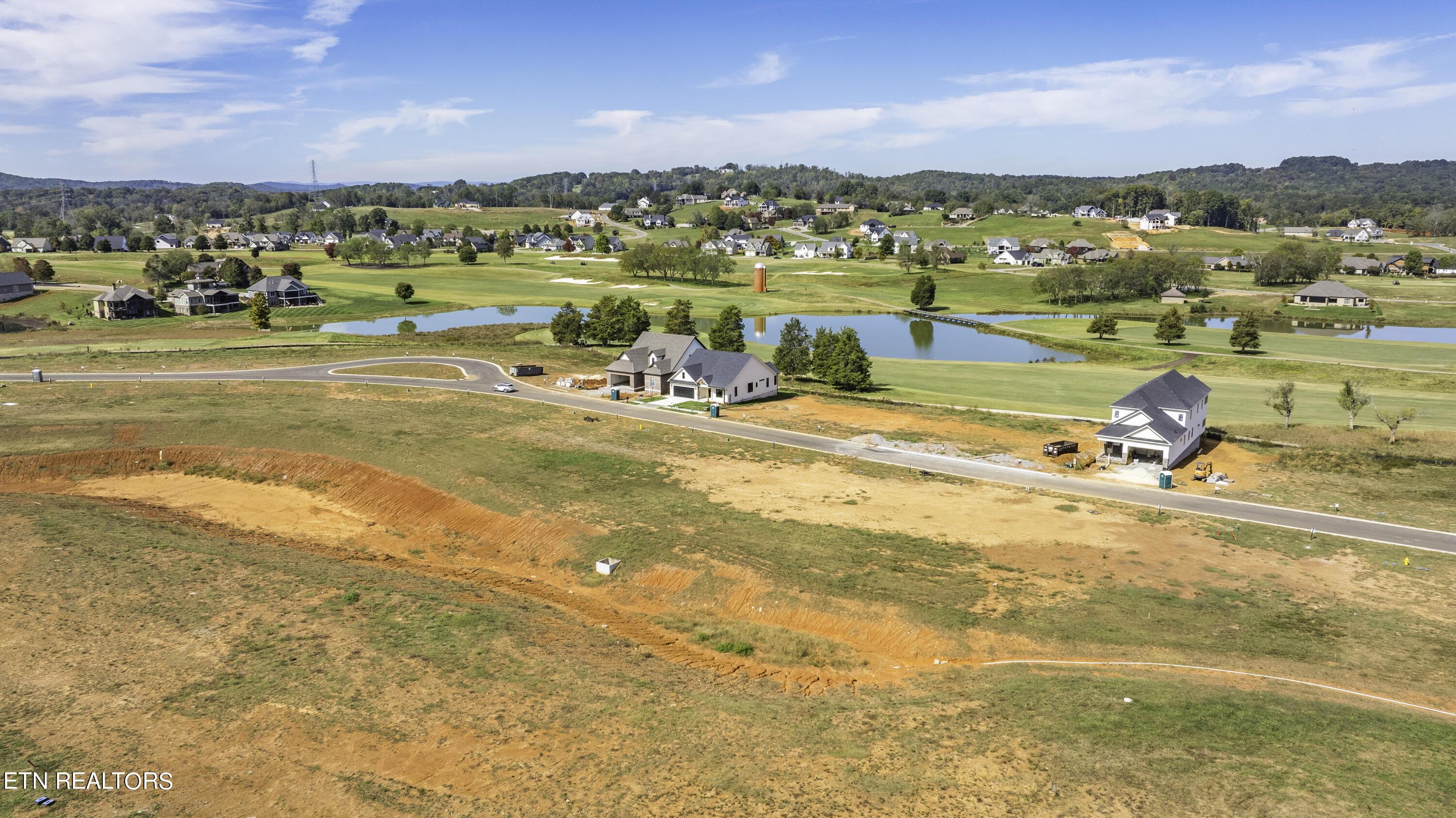 696 Black Bear Circle, Loudon, TN - Fort Loudoun and Tellico Lake Real Estate - Image# 18