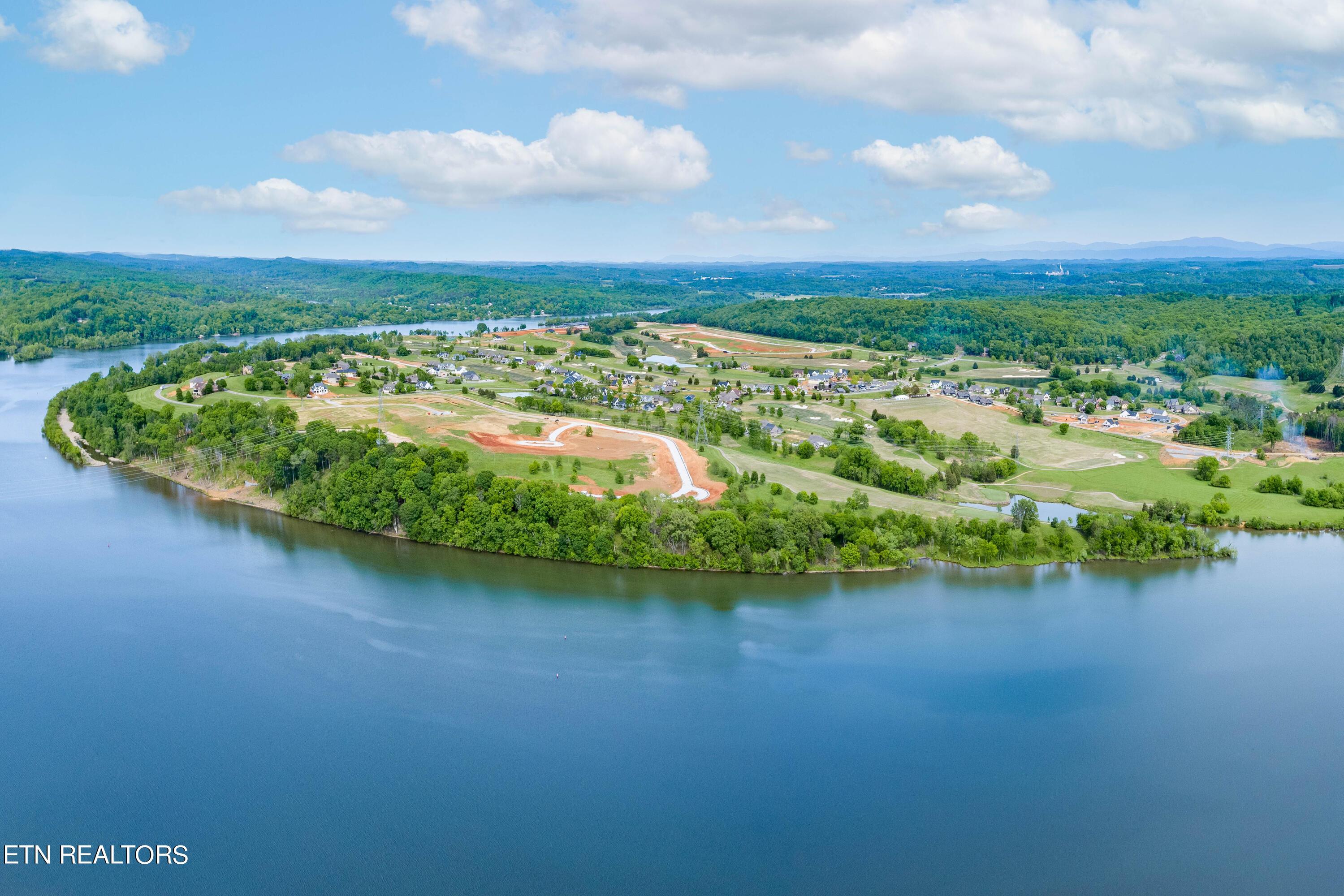 696 Black Bear Circle, Loudon, TN - Fort Loudoun and Tellico Lake Real Estate - Image# 34