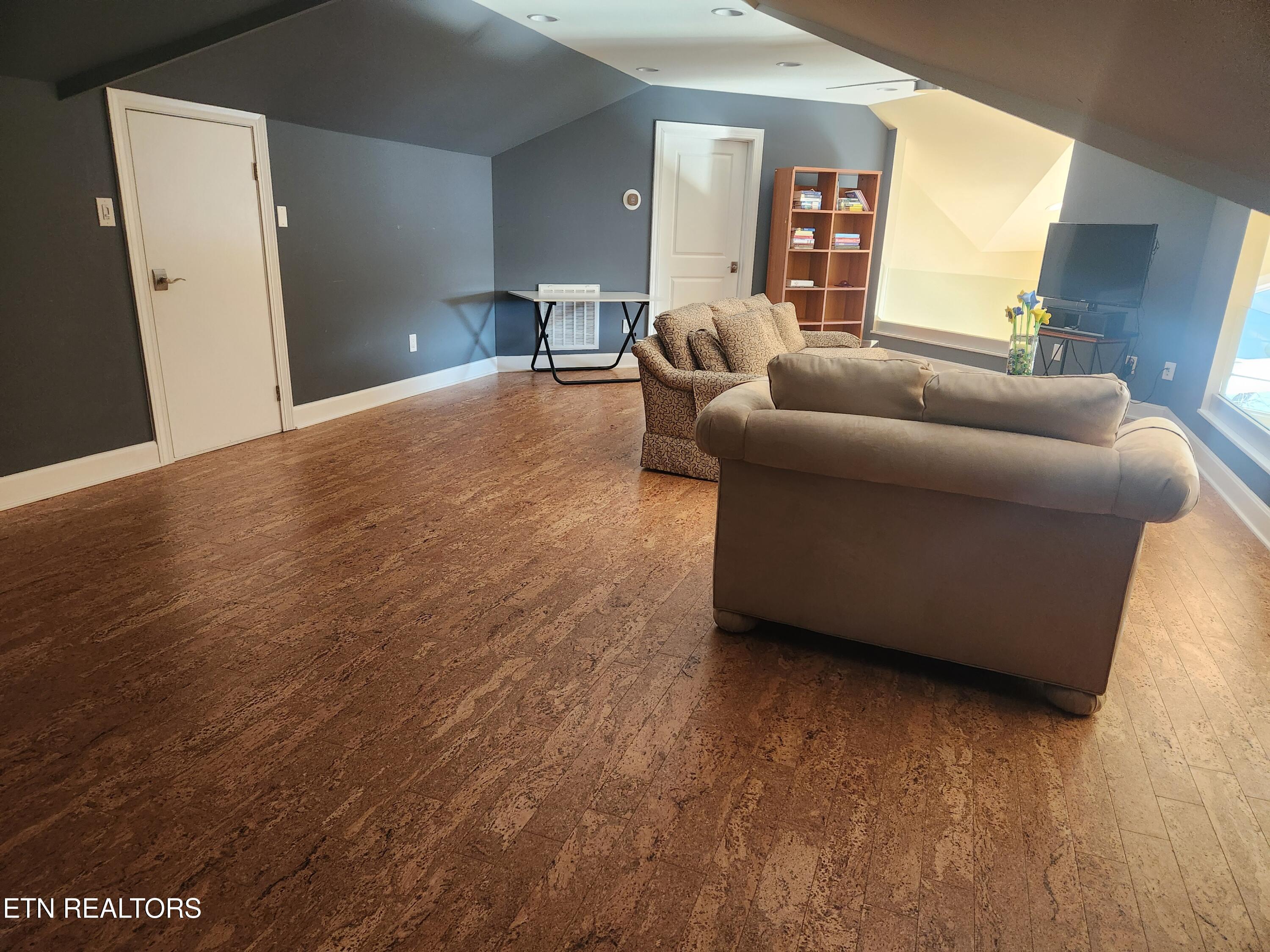 160 Merlot Court, Loudon, TN - Fort Loudoun and Tellico Lake Real Estate - Image# 44