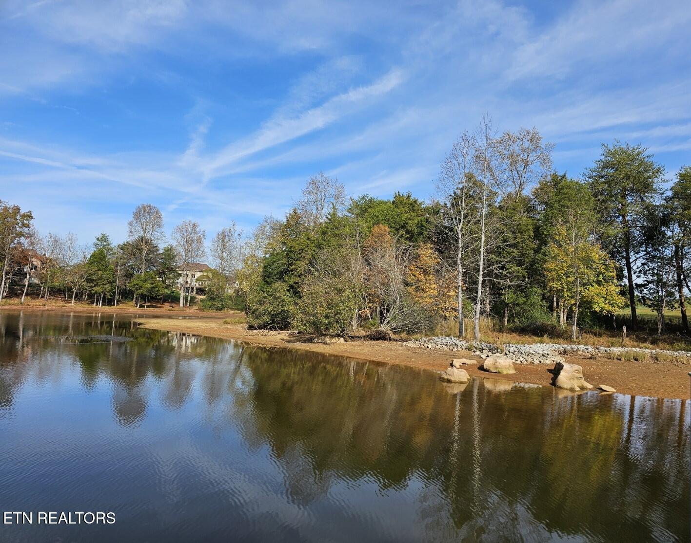 261 White Swan Drive, Vonore, TN - Fort Loudoun and Tellico Lake Real Estate - Image# 13