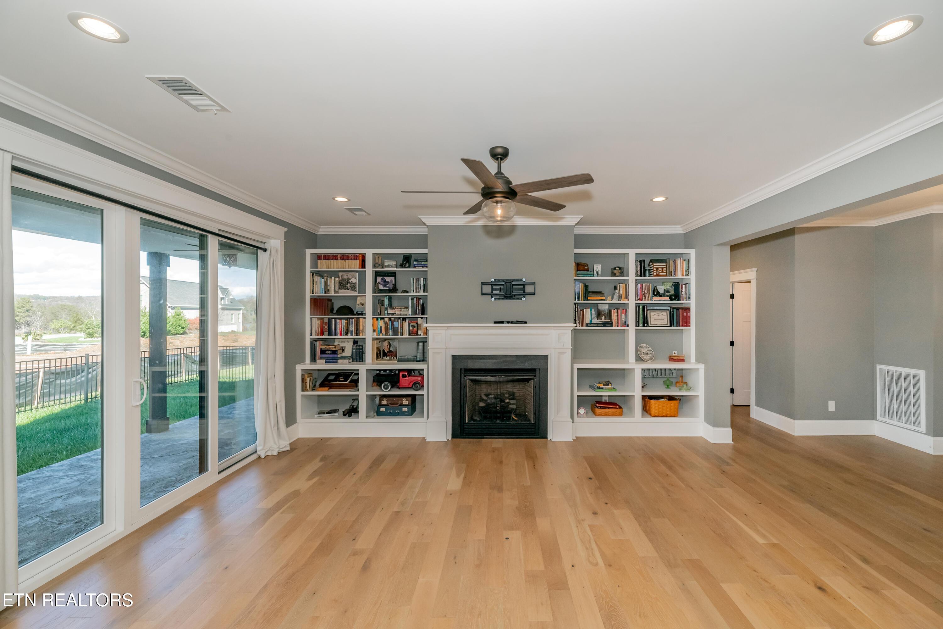 819 Cape Hatteras Light, Loudon, TN - Fort Loudoun and Tellico Lake Real Estate - Image# 15