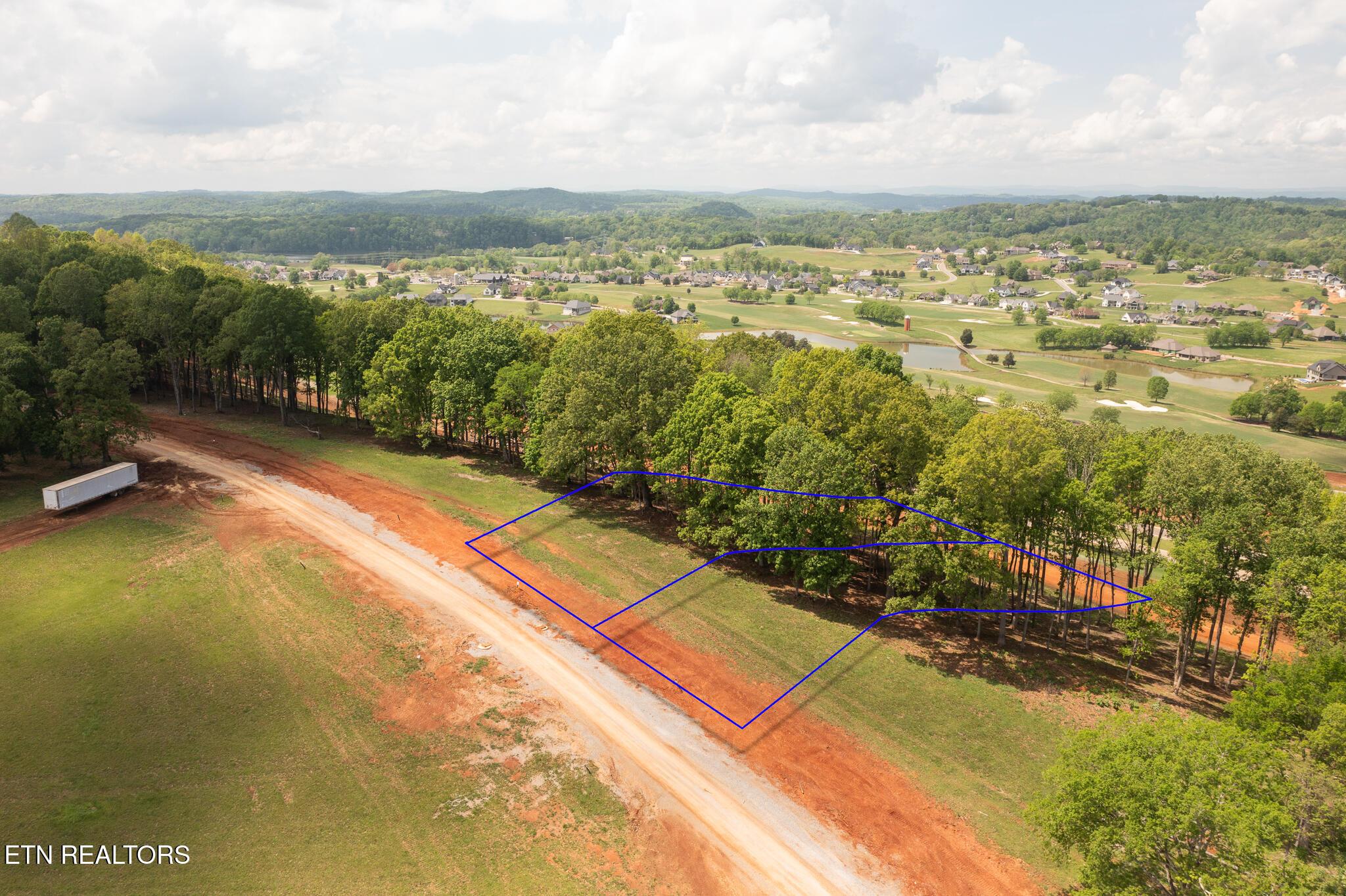 4183 Old Dogwood Tr, Loudon, TN - Fort Loudoun and Tellico Lake Real Estate - Image# 3