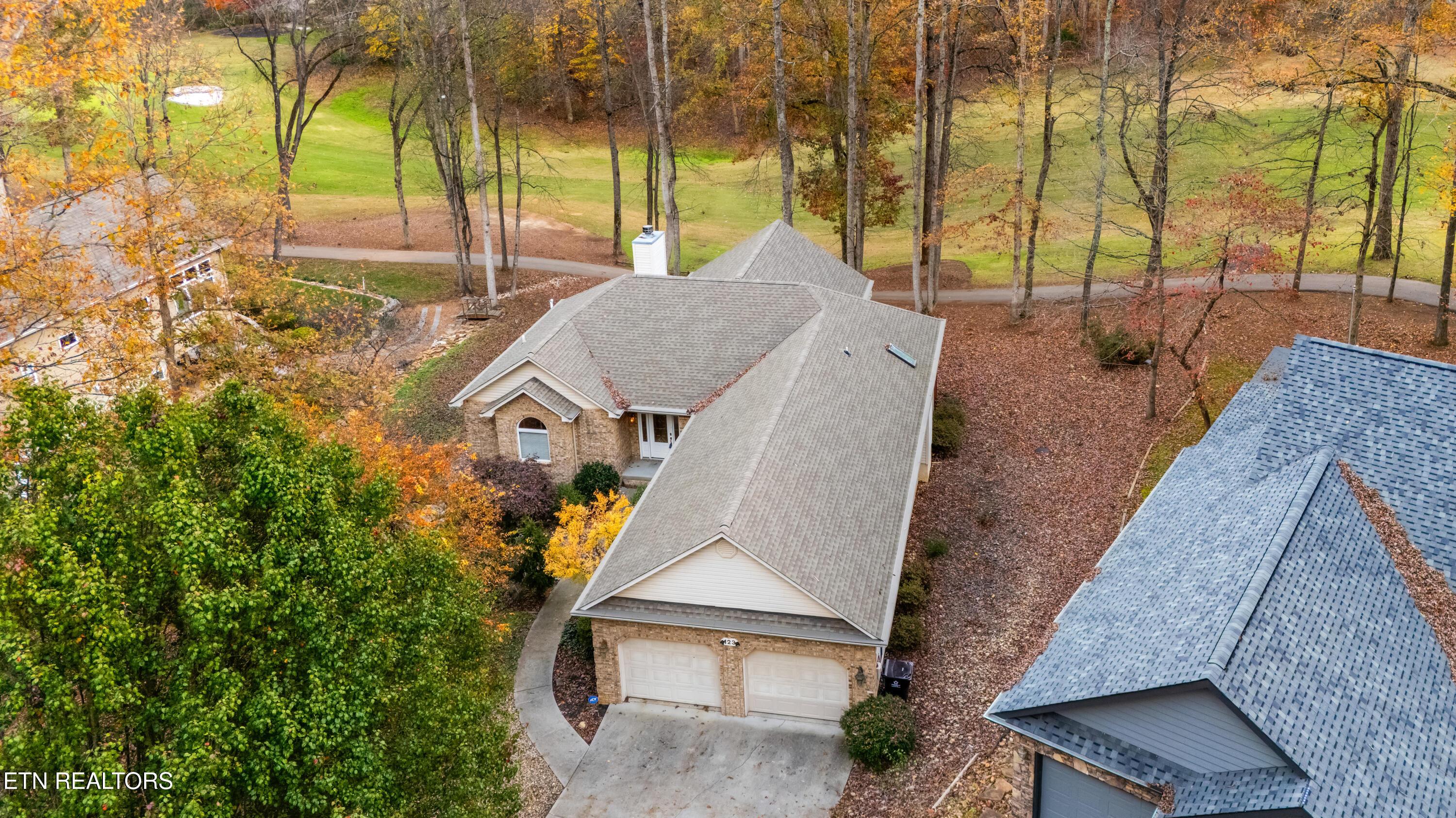 123 Inata Circle, Loudon, TN - Fort Loudoun and Tellico Lake Real Estate - Image# 3