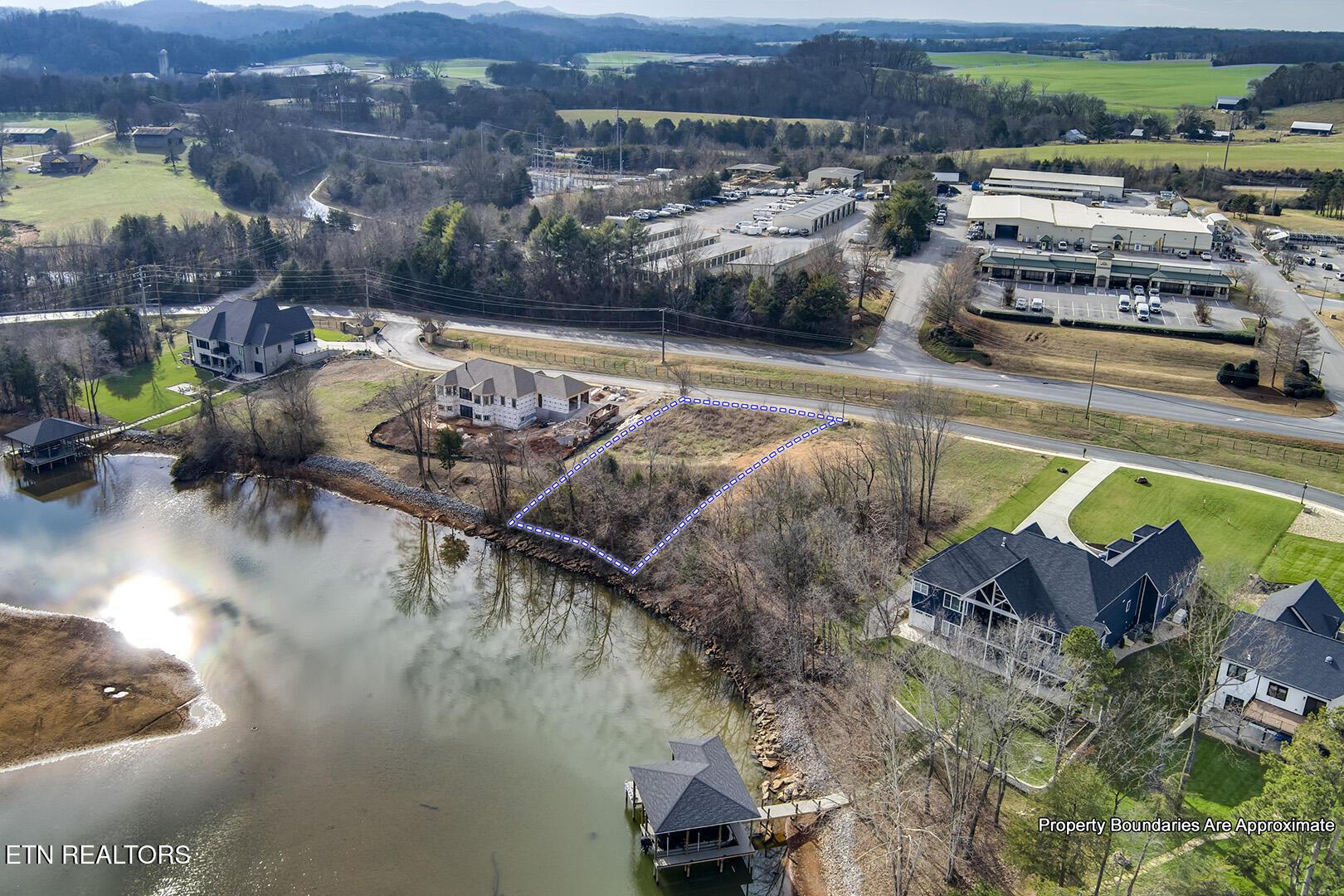 128 Kanutsu Lane, Loudon, TN - Fort Loudoun and Tellico Lake Real Estate - Image# 14